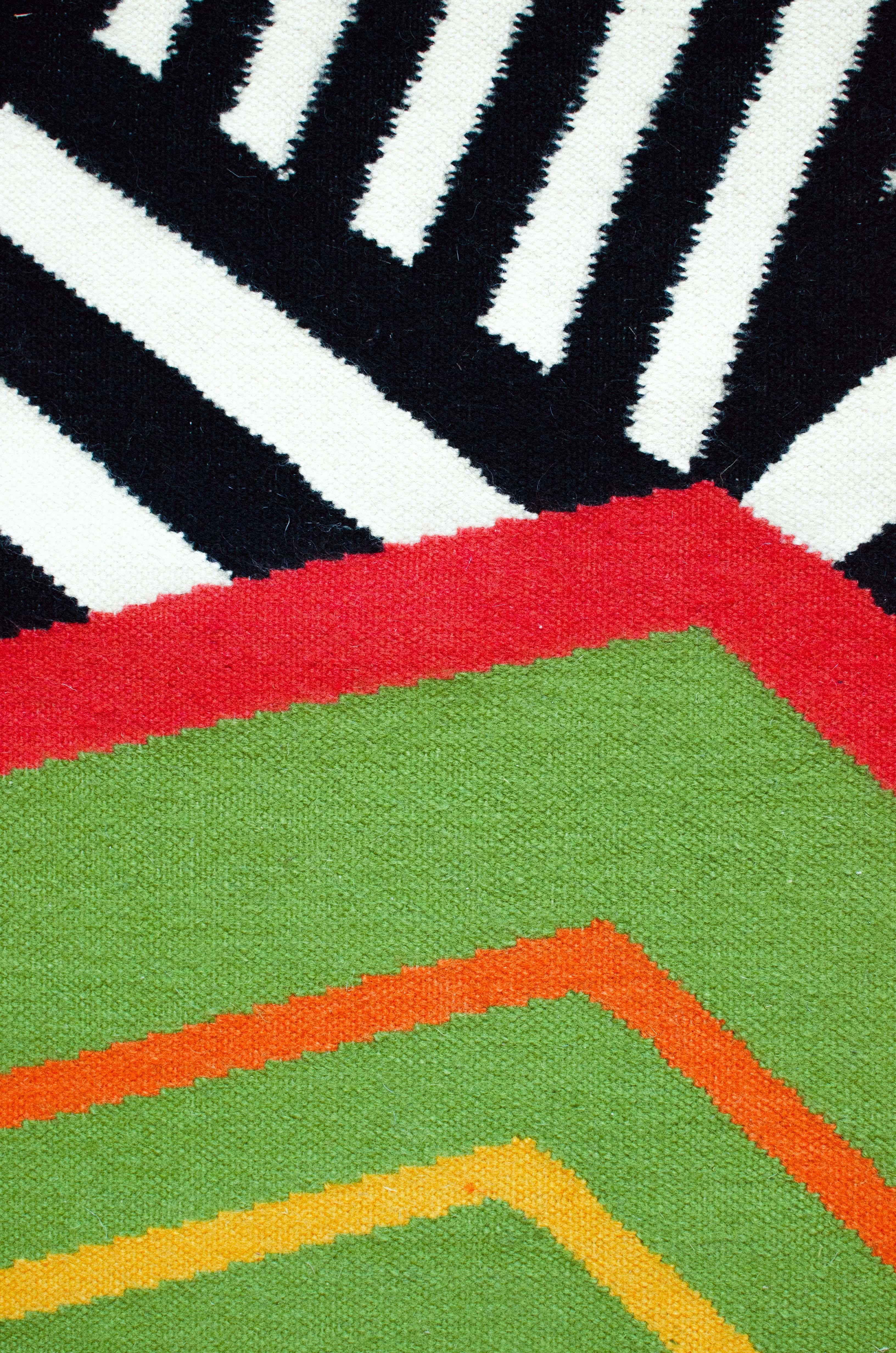 Hand-Woven Hand-woven wool rug 