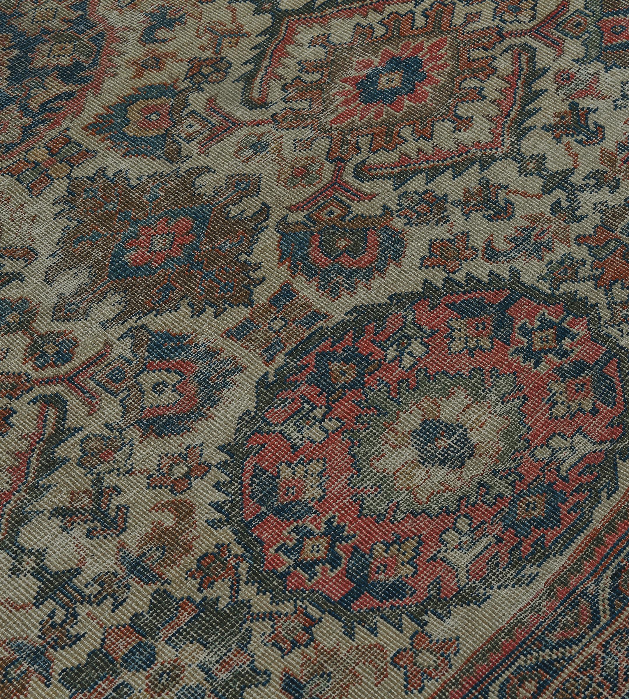 Tessuto a mano Tappeto Sultanabad Rugs in lana tessuto a mano della fine del XIX secolo circa in vendita