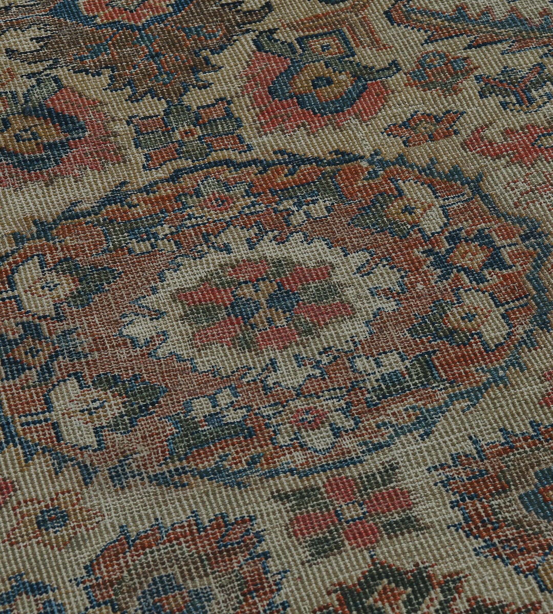 Tappeto Sultanabad Rugs in lana tessuto a mano della fine del XIX secolo circa In condizioni buone in vendita a West Hollywood, CA
