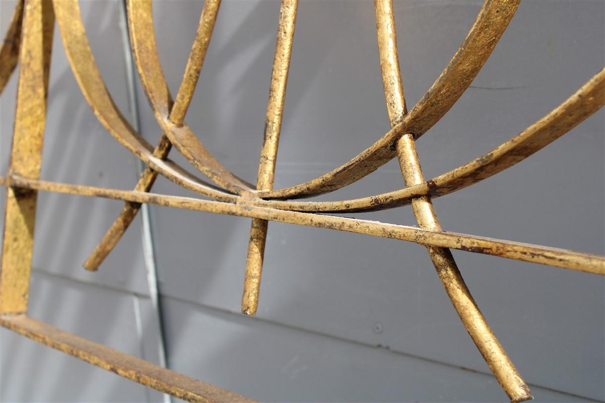 Handwrought Iron Bed and Gilded Italian Design 1950s Brutalist Gold For Sale 6
