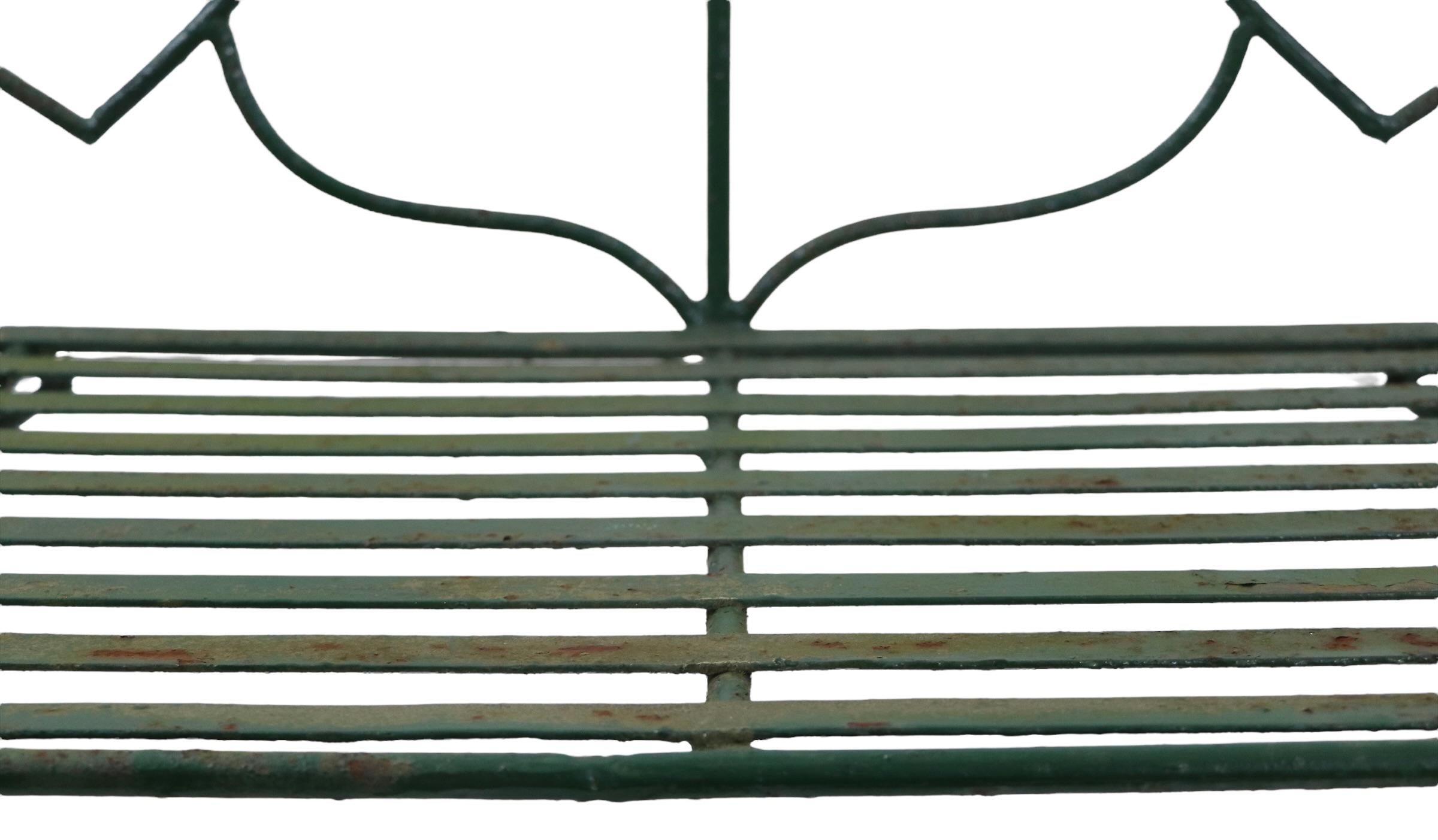 Hand Wrought Iron Settee Bench W Decorative Heart Shaped Metalwork Backrest  5