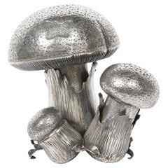 Retro Hand-Wrought Sterling Silver Mushroom Salt & Pepper Shaker Signed by Buccellati