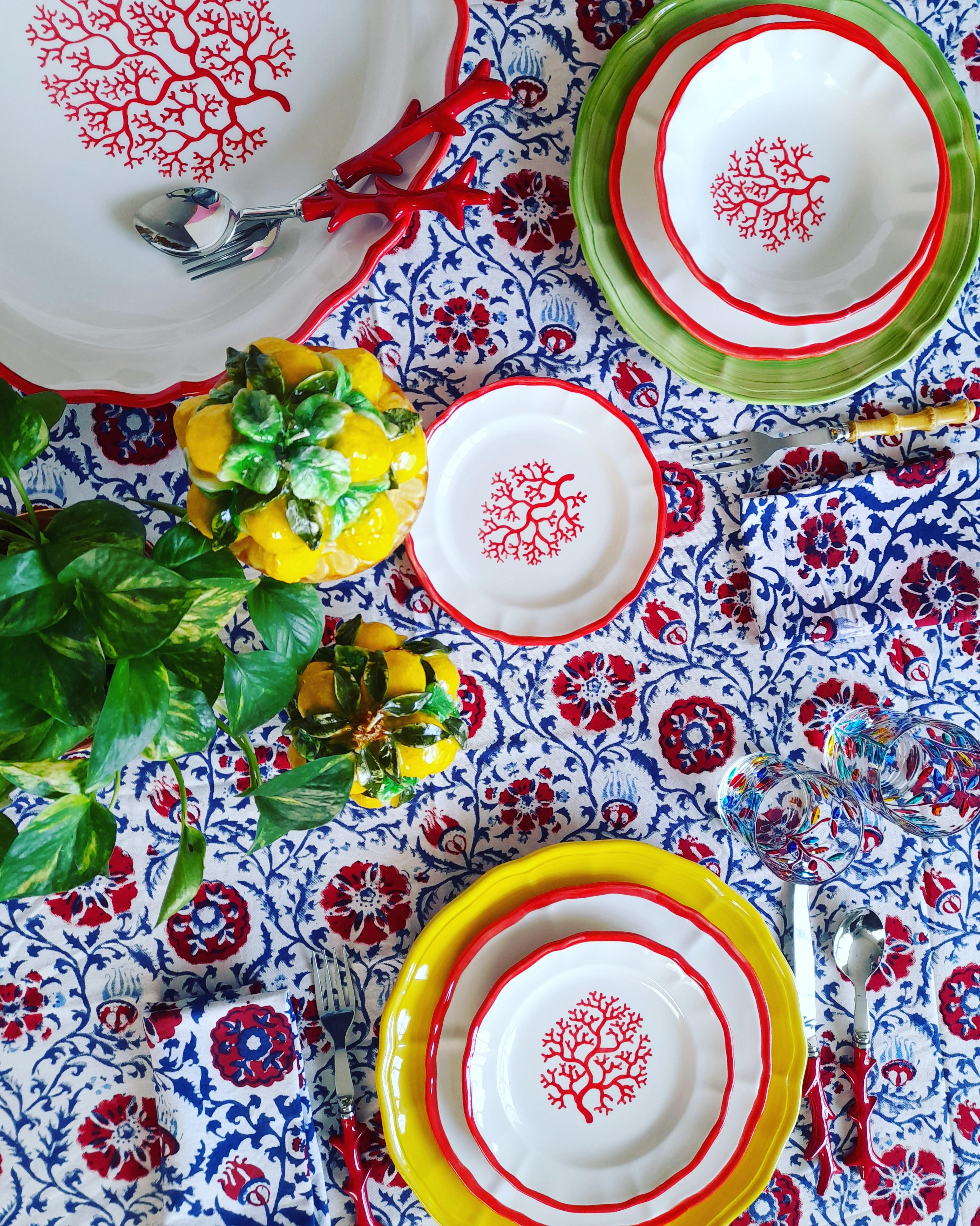 Modern Handapainted Coral ceramic dinner plates For Sale