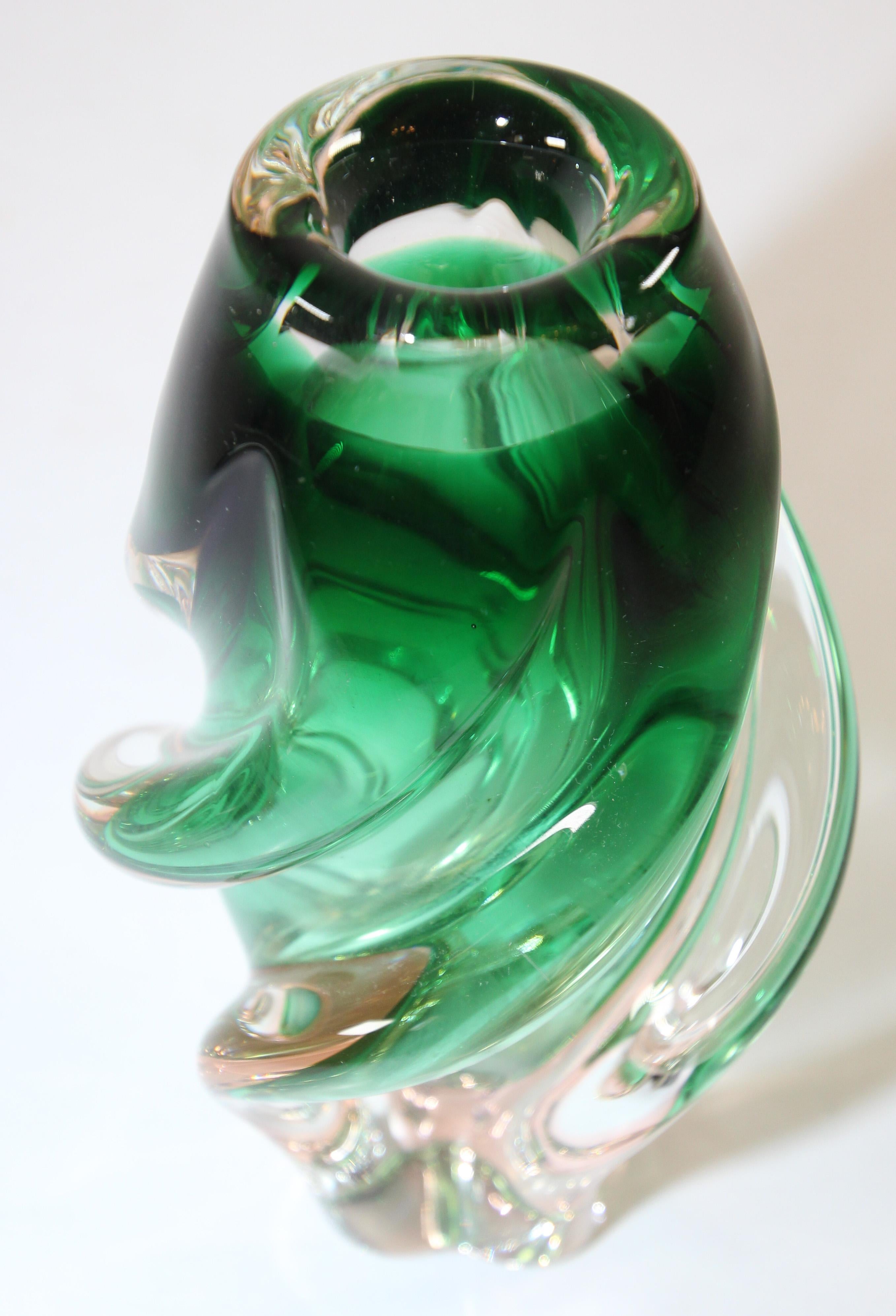 Handblown Art Glass Vase in Green Twisted Organic Shape For Sale 2