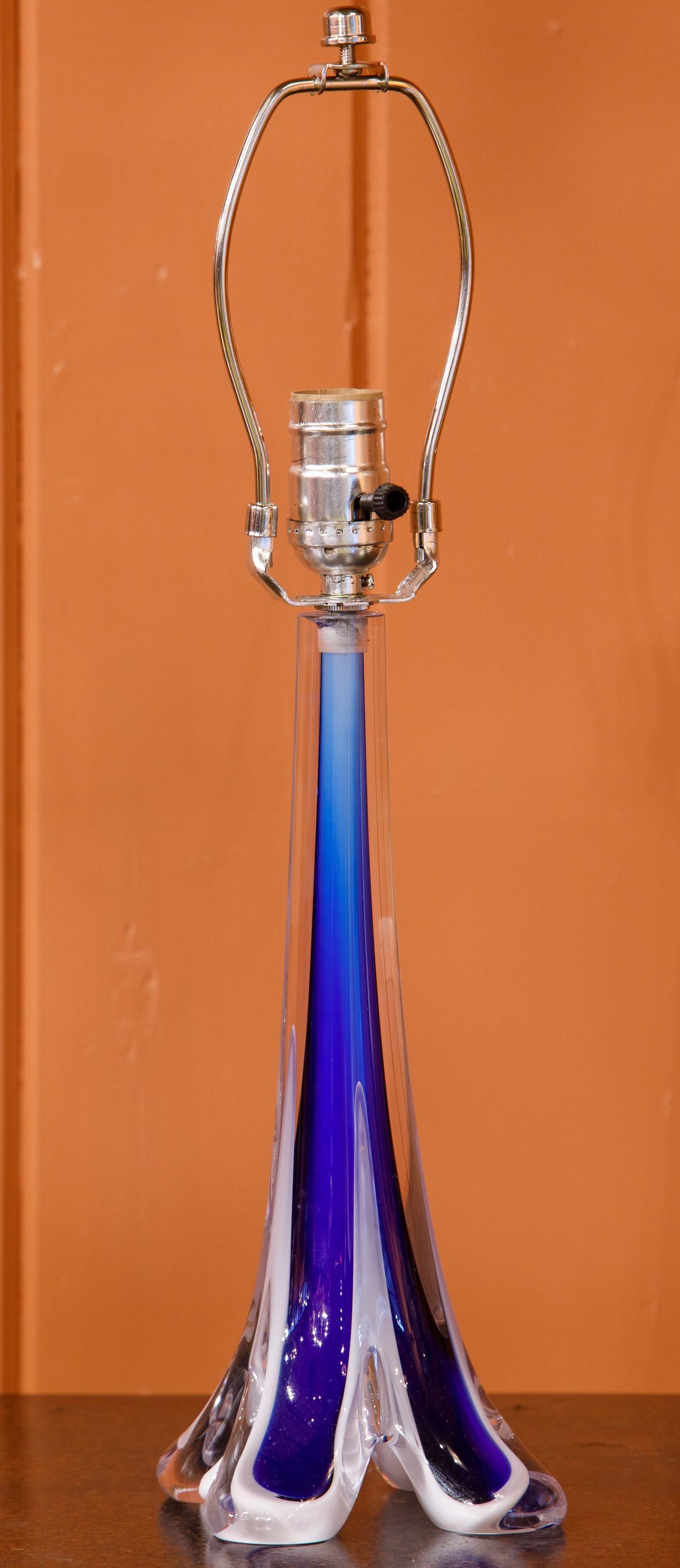 Swedish Handblown Glass Table Lamp Having Cobalt and White Color For Sale
