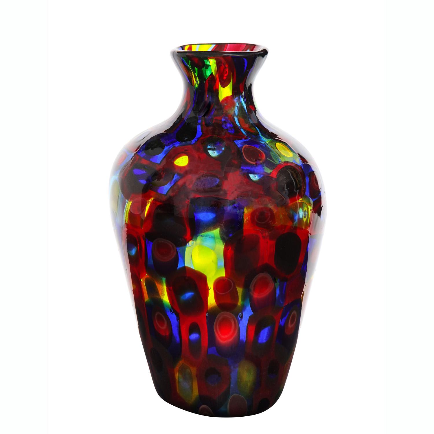 Vase aus mundgeblasenem Glas mit großen zweifarbigen Murrhinen von Anzolo Fuga für Arte Vetraria Muranese (A.V.E.M.), Murano Italien, ca. 1956.  Die leuchtenden Farben der Murrhine machen dieses Stück zu einem Juwel.

Referenz:AVEM, Arte Vetraria