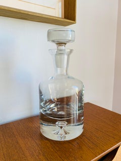 Decanter in vetro di Krosno soffiato a mano con tappo, metà del XX secolo