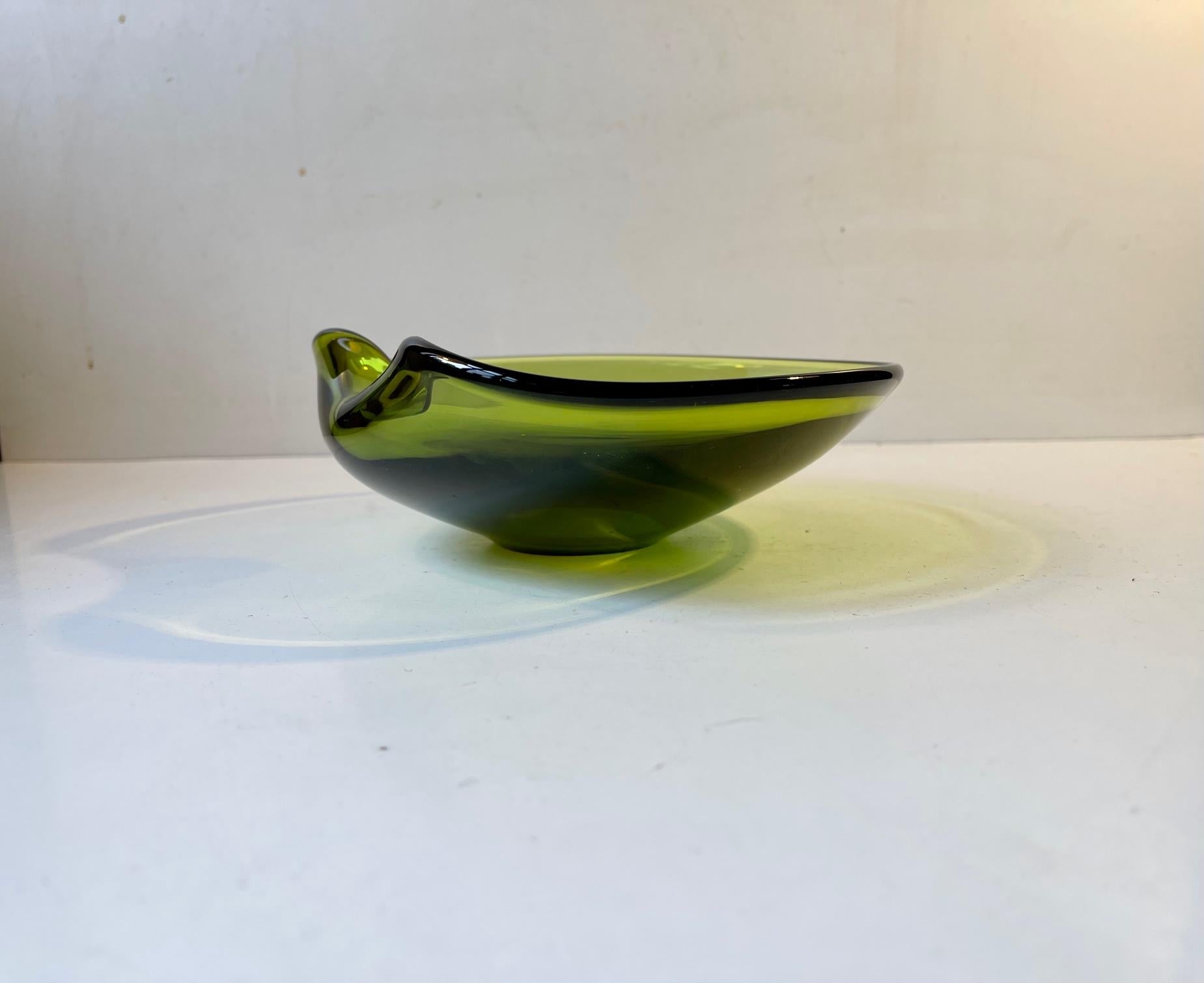 Mid-20th Century Handblown May Green Dish by Per Lütken for Holmegaard, 1950s