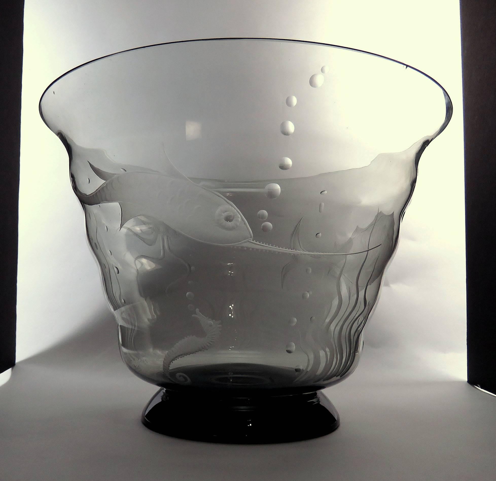 Italian Handblown Murano Engraved Glass Bowl by Gino Francesconi 'S.A.L.I.R.' Dated 1939