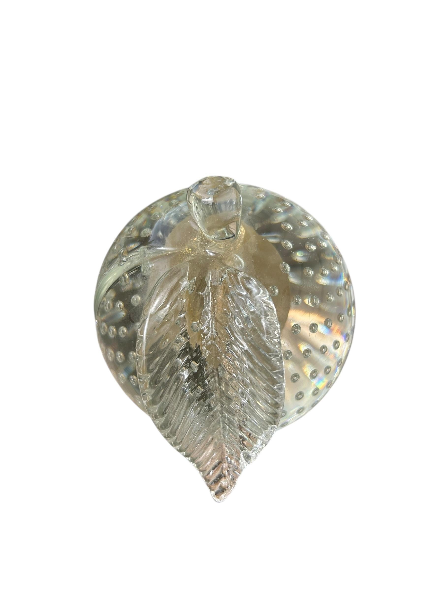 Seguso Midcentury Murano Gold Bullicante Apfel und Birne Buchstützen. Auf dem Apfelblatt befindet sich ein kleiner Chip.