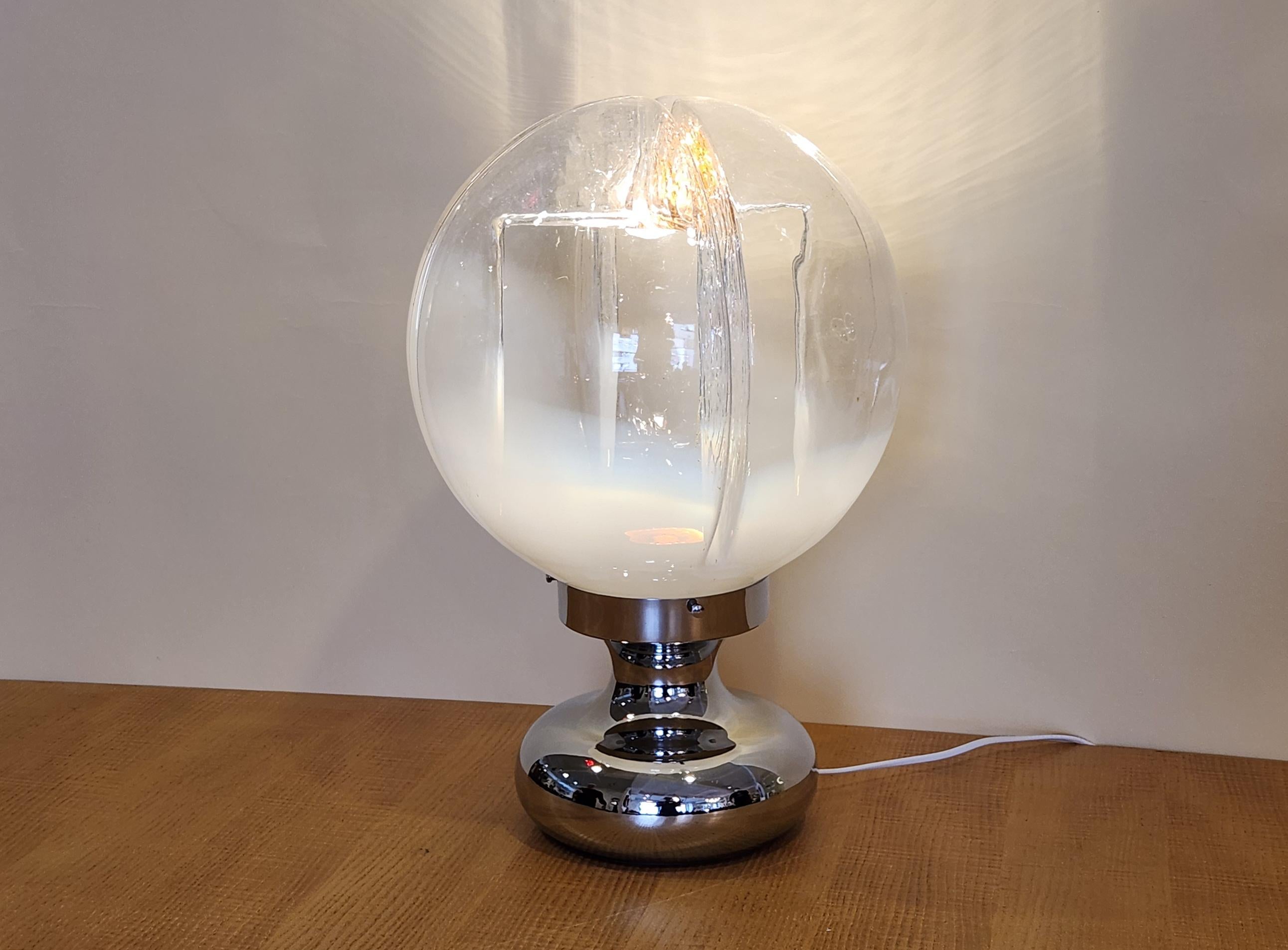 Hand-Crafted Mazzega Murano - Handblown Glass Sphere Table Lamp For Sale
