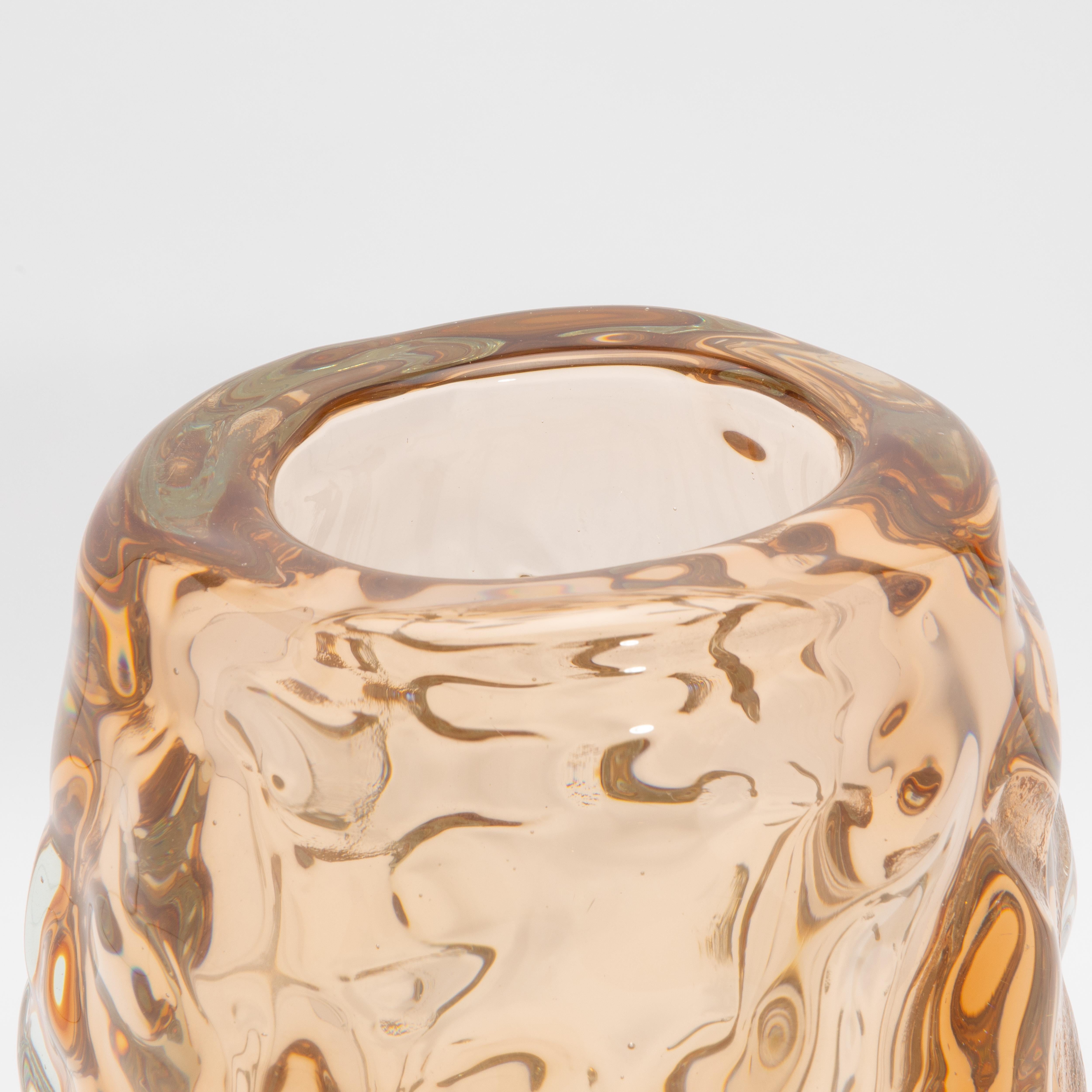 Vaso scultoreo di Murano soffiato a mano in oro rosa In condizioni Nuovo in vendita a West Hollywood, CA