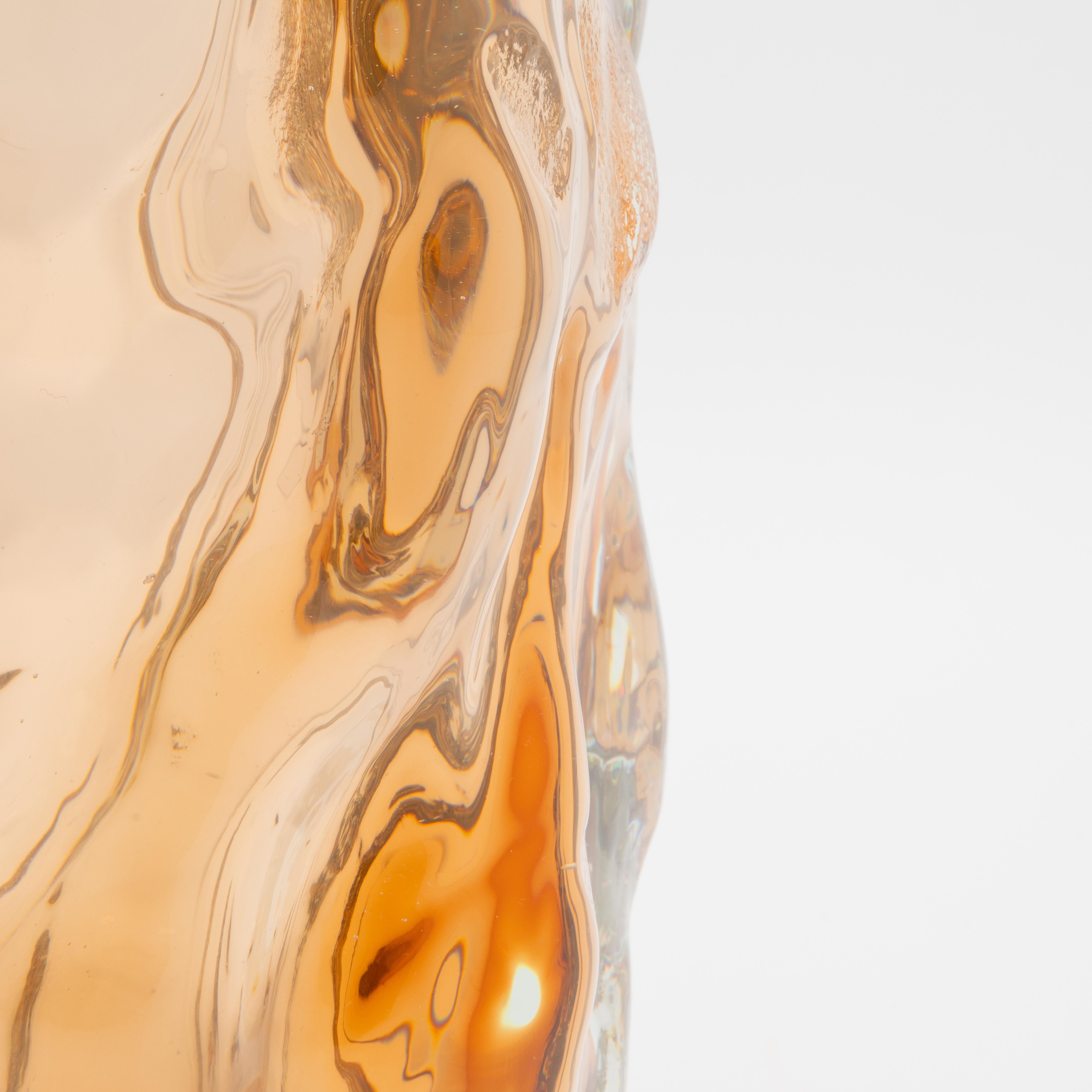 XXI secolo e contemporaneo Vaso scultoreo di Murano soffiato a mano in oro rosa in vendita