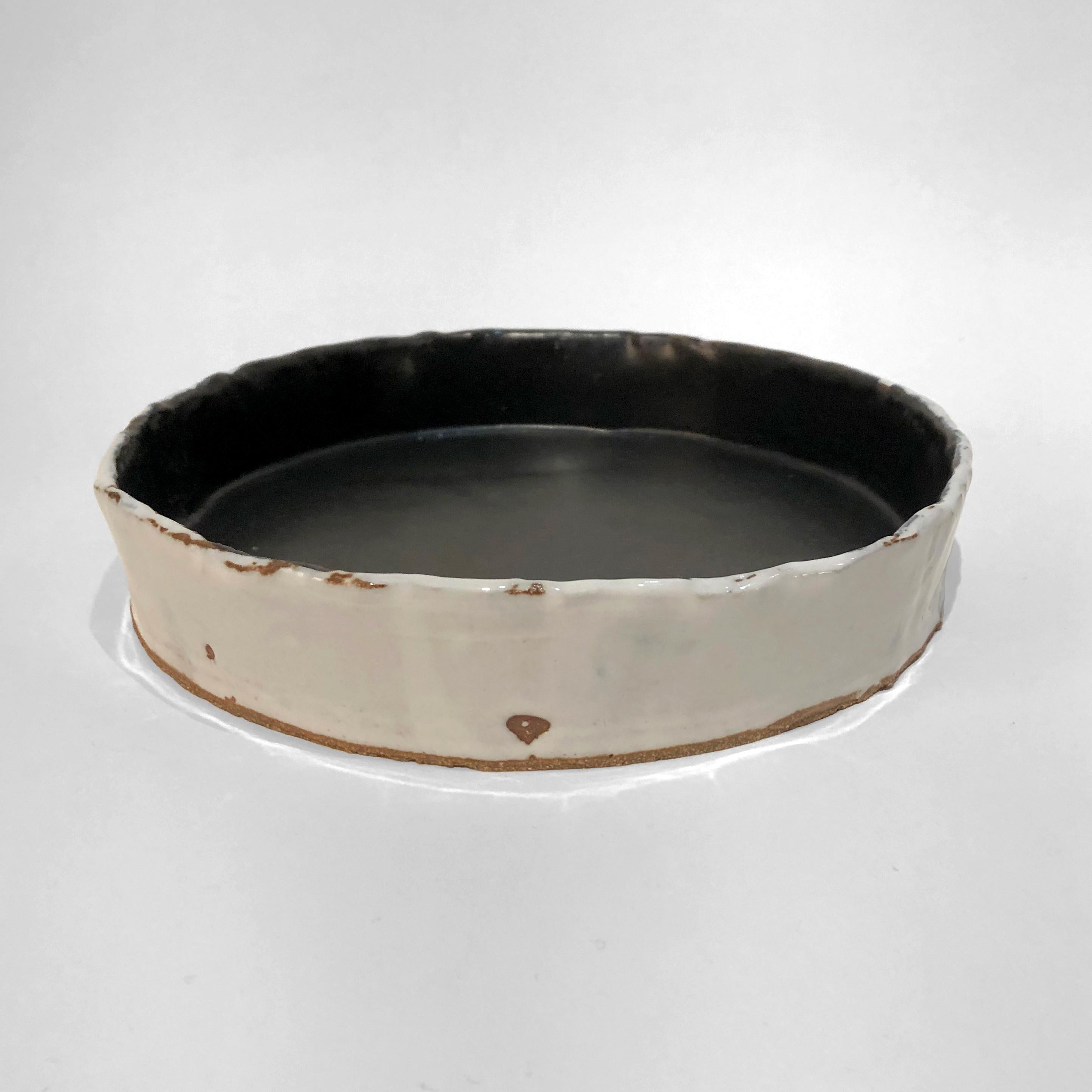Hannelore’s creations are intended to be functional, yet deeply imbued with expressive content. In her ceramic vessels, she looks for relaxed forms that feel more gestural, soft and fluid even after they have been fired.

All her creations are
