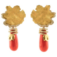 Handcrafted Vintage Dangle Earrings Coral, Diamonds, 18 Karat Yellow Gold