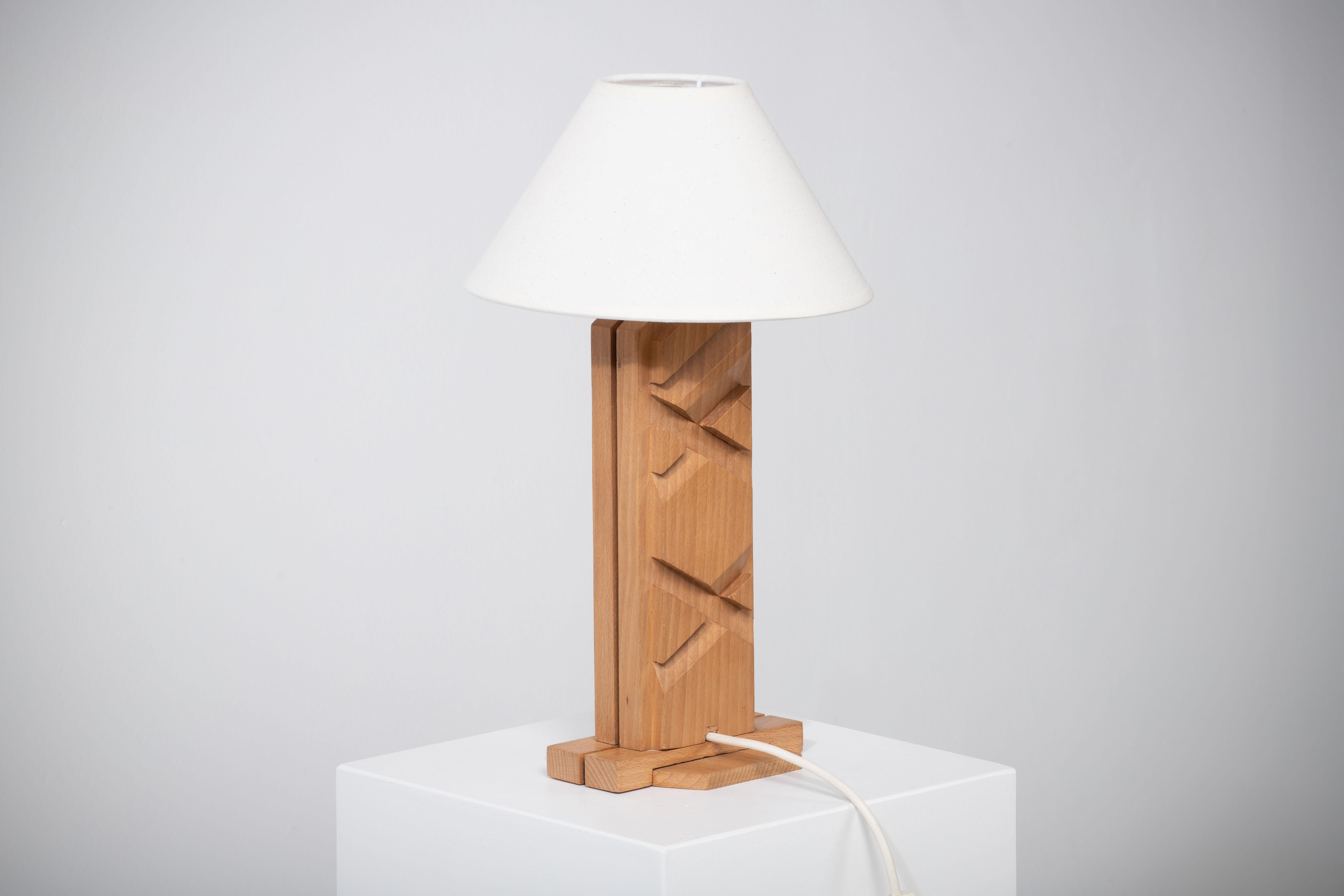 Hand Carved Midcentury French Lamp In Good Condition For Sale In Wiesbaden, DE