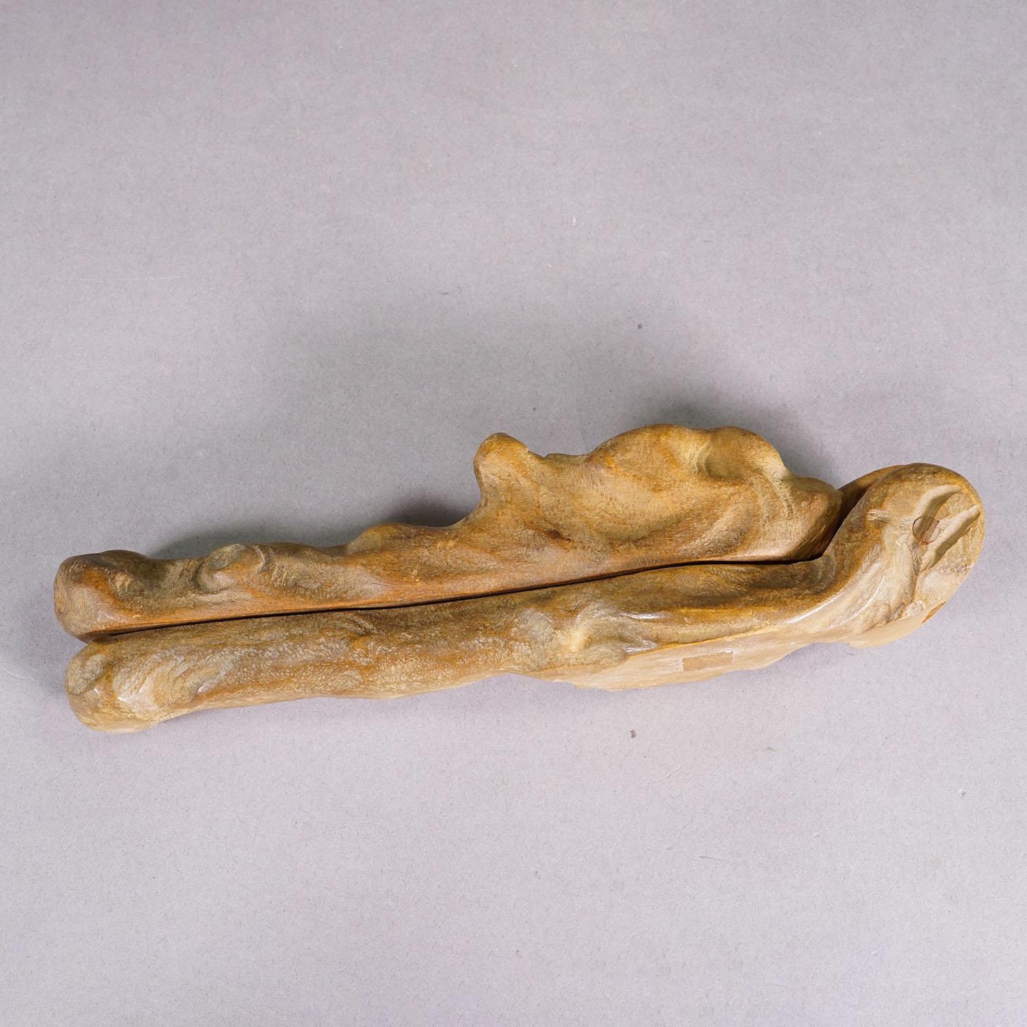 Handgeschnitzter Nussknacker aus Holz, Tirol ca. 1950 (Schwarzwald) im Angebot
