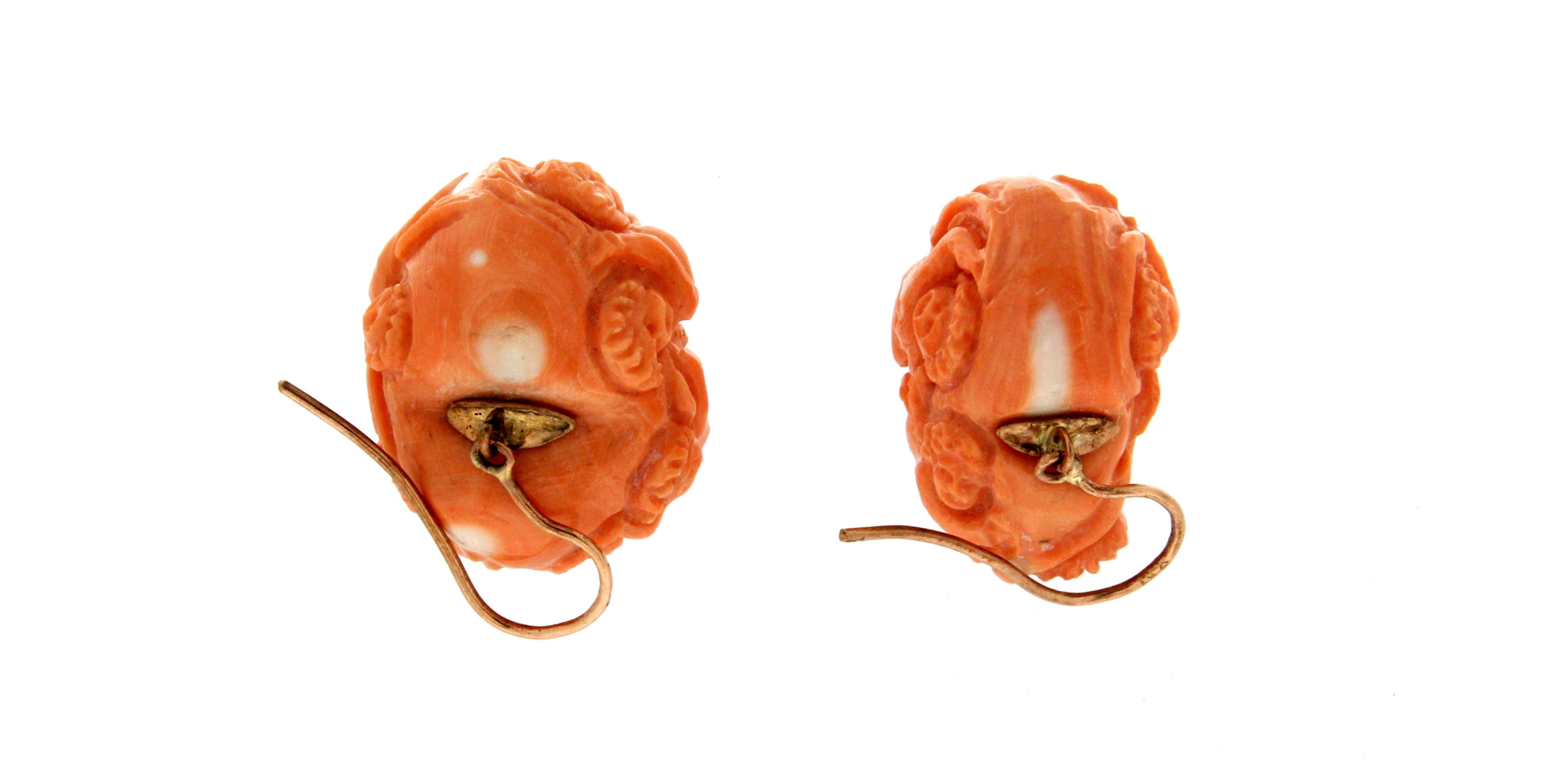 Handcraft 14 Karat Yellow Gold Coral Drop Earrings In New Condition For Sale In Marcianise, IT