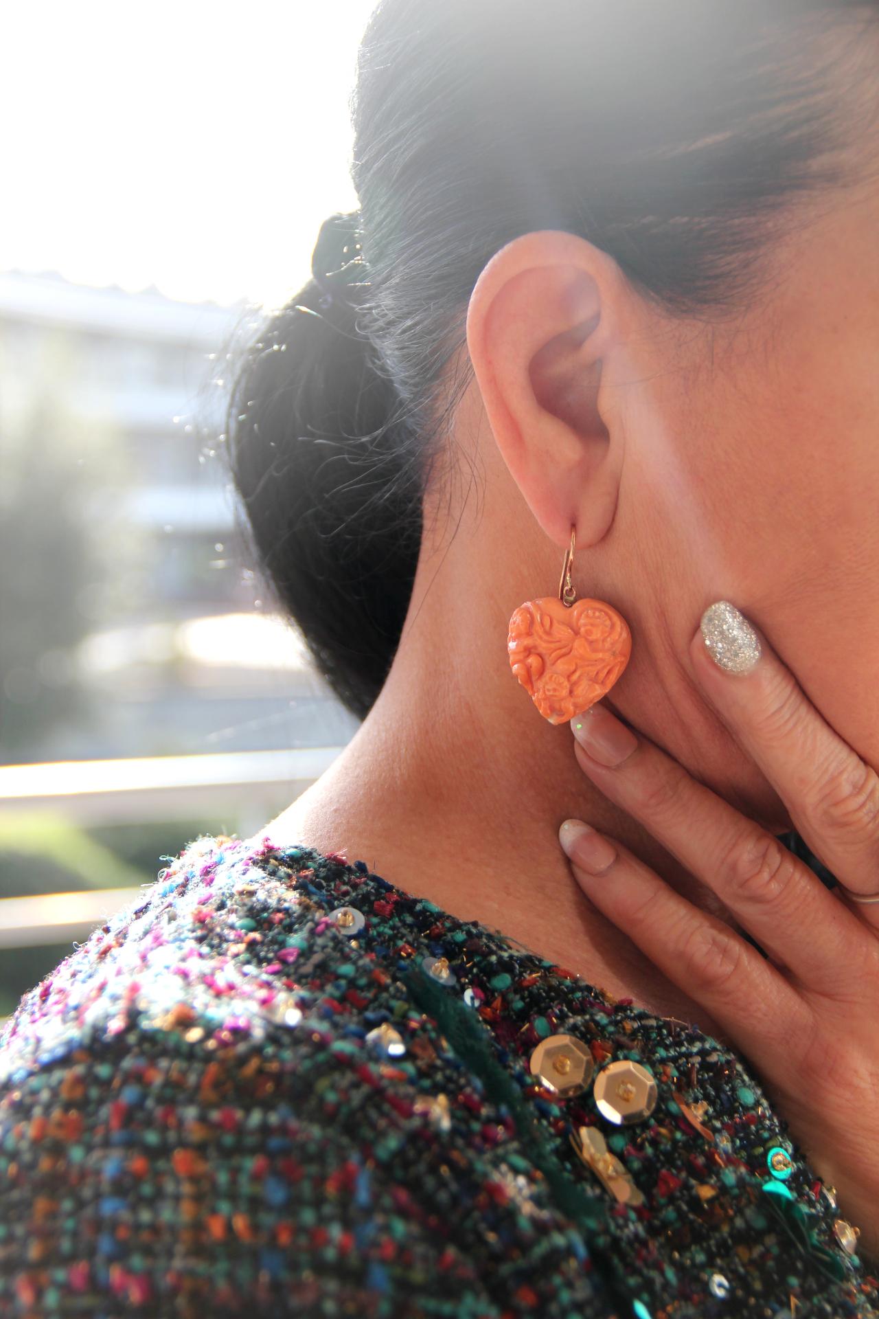 Handcraft 14 Karat Yellow Gold Coral Drop Earrings For Sale 1