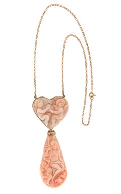 Handcraft 14 Karat Yellow Gold Coral Pendant Necklace