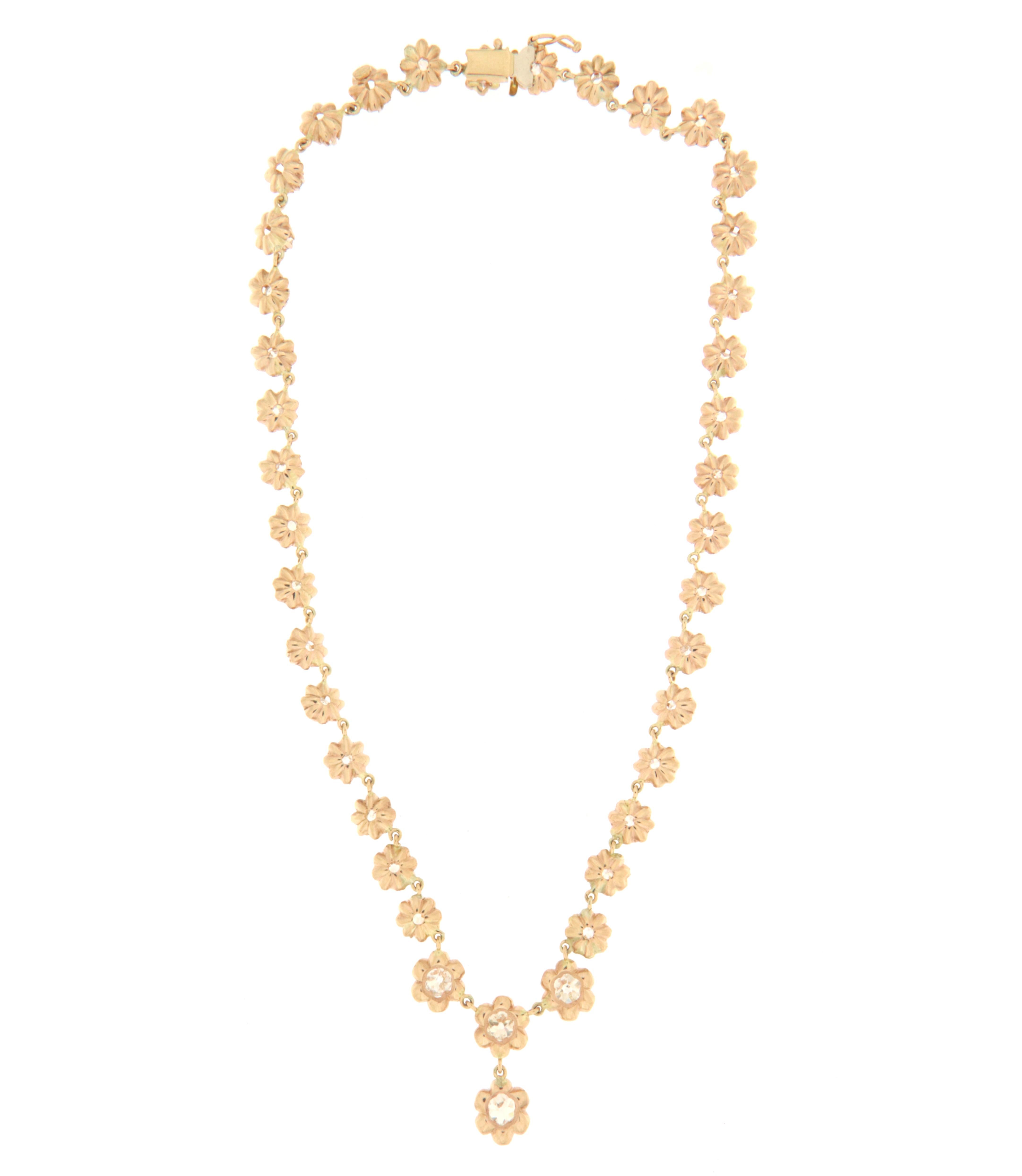 Collana girocollo con diamanti in oro giallo 14 carati, realizzata a mano in vendita 1