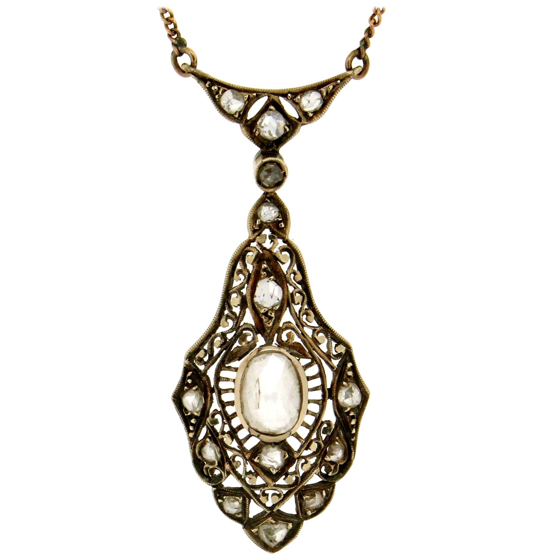 Collier pendentif artisanal en or jaune 14 carats avec diamants