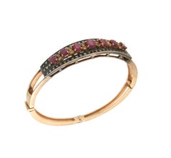 Handcraft 14 Karat Yellow Gold Diamonds Ruby Bangle Bracelet