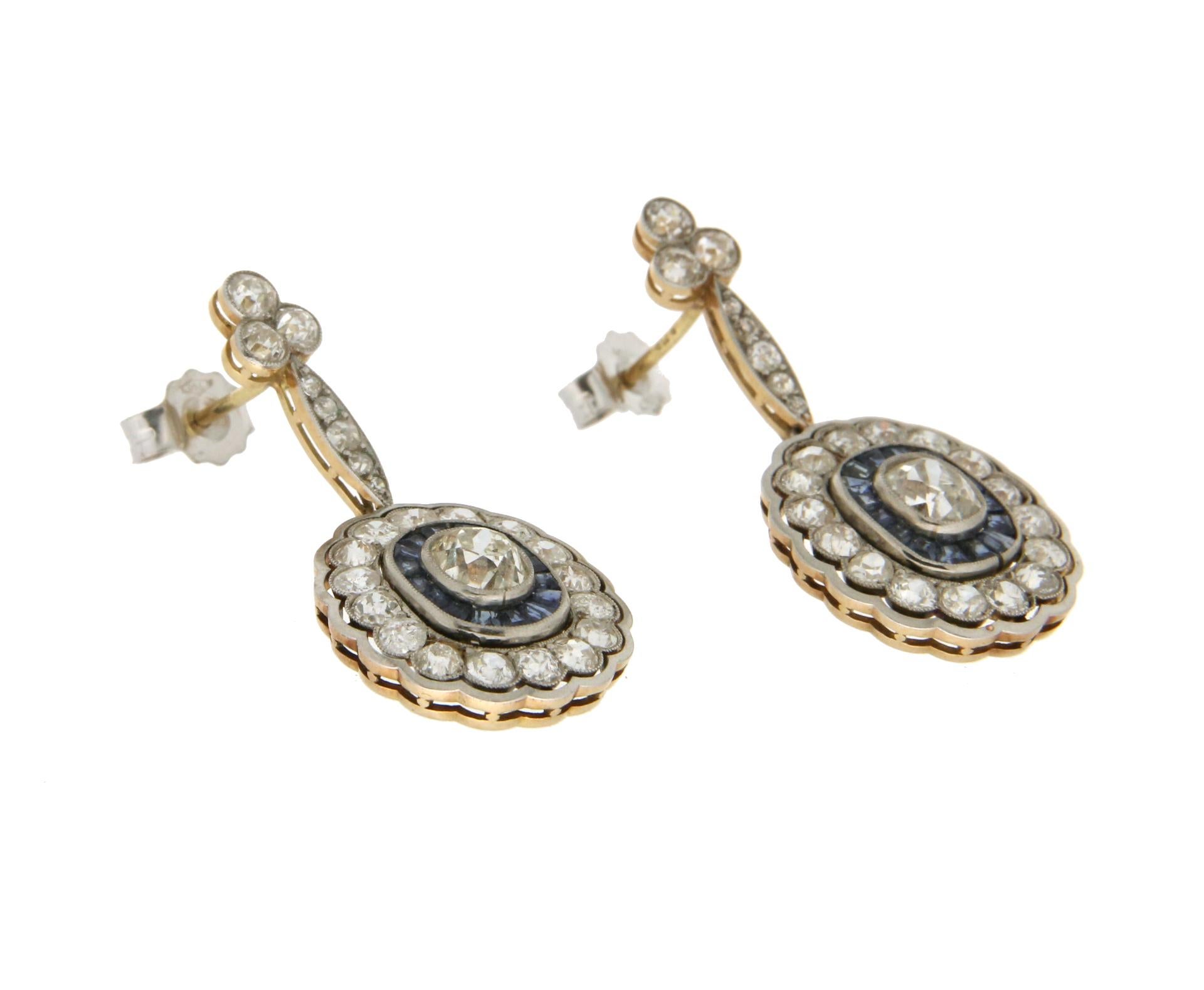 Handcraft 18 Karat White Gold and Platinum Diamonds Sapphires Drop Earrings In New Condition For Sale In Marcianise, IT