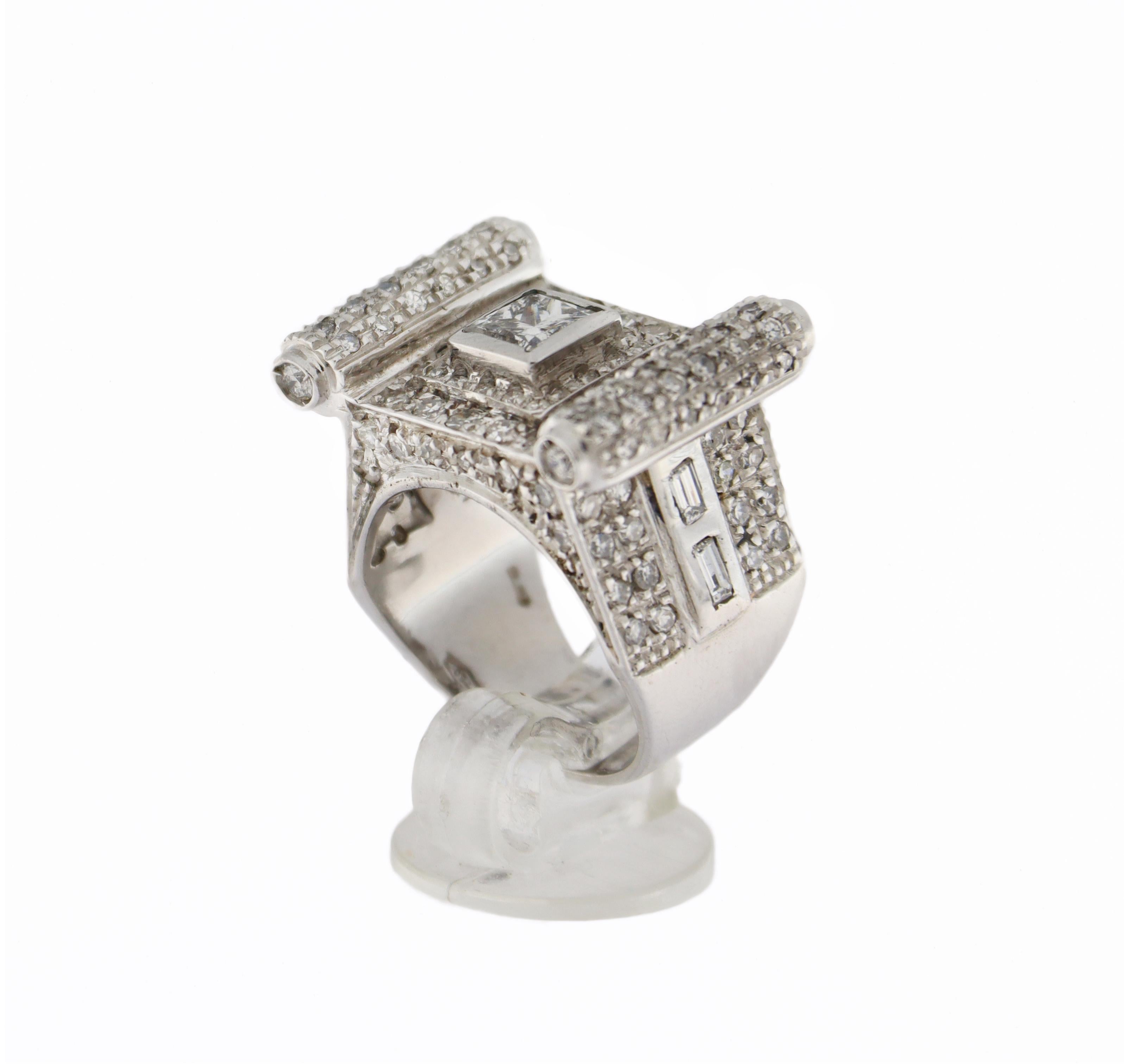 Handcraft 18 Karat White Gold Diamonds Cocktail Ring For Sale 5