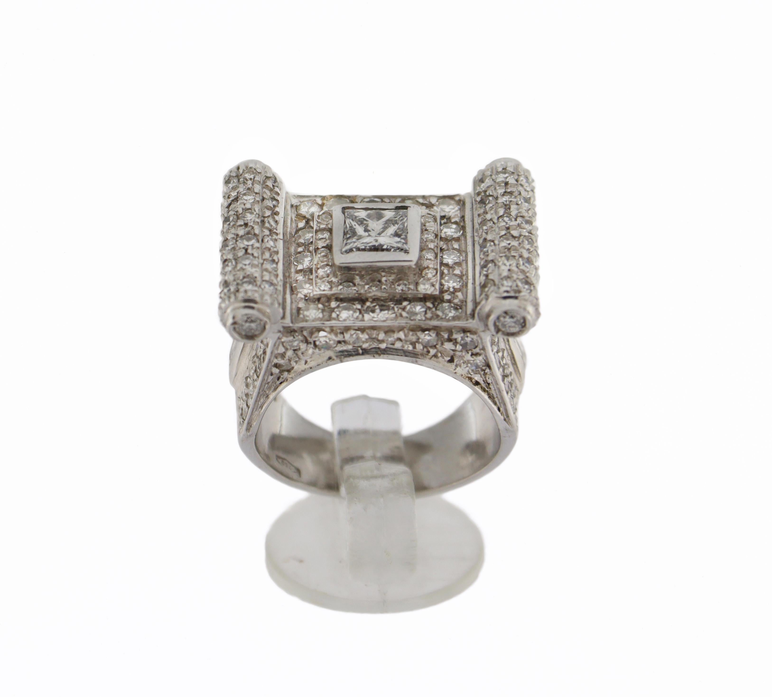 Handcraft 18 Karat White Gold Diamonds Cocktail Ring For Sale 3