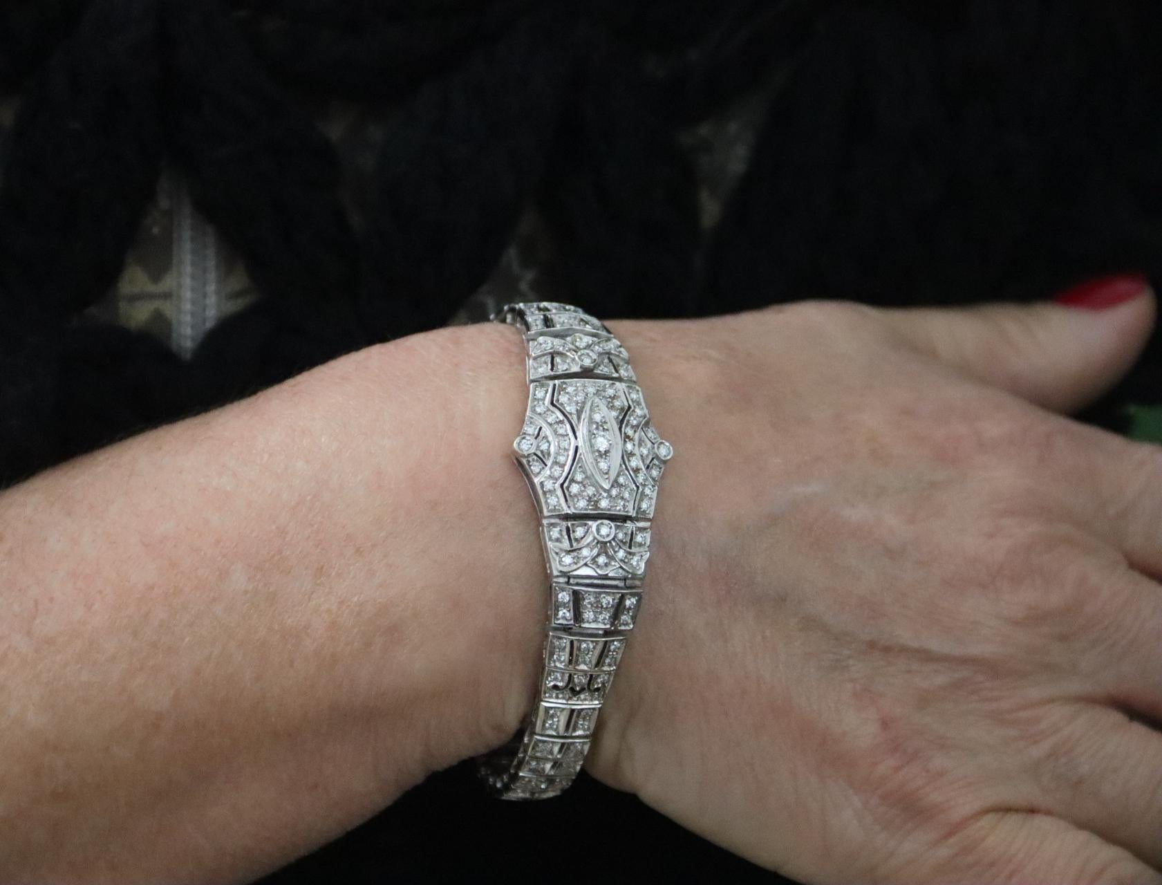 Handcraft 18 Karat White Gold Diamonds Cuff Bracelet For Sale 3