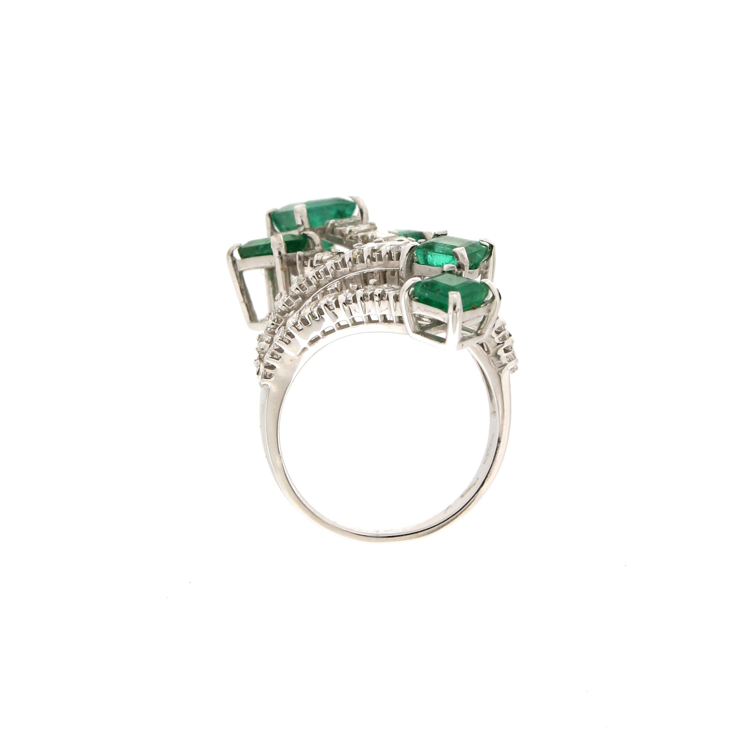 Women's Handcraft 18 Karat White Gold Diamonds Emeralds Cocktail Ring For Sale