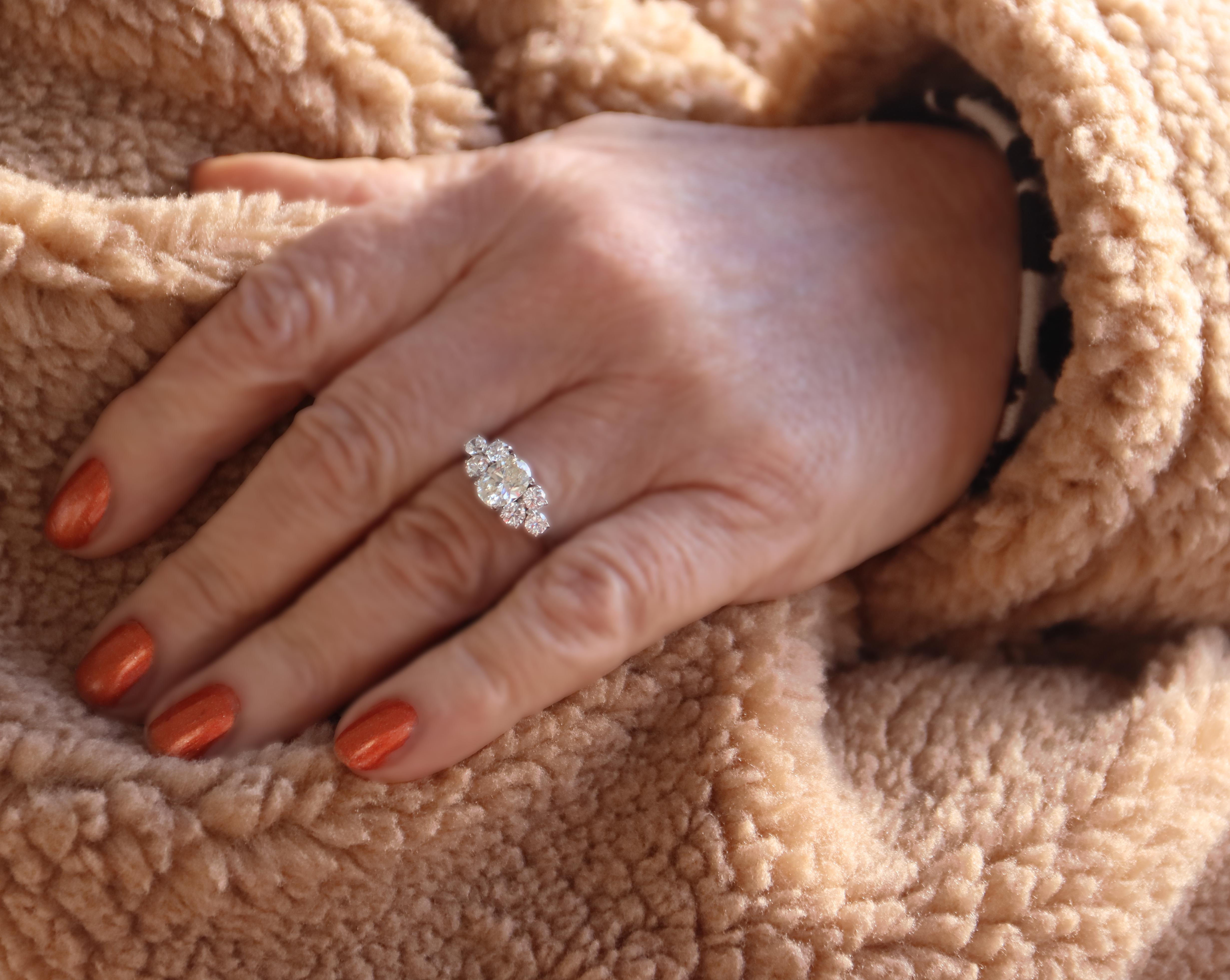 Handcraft 18 Karat White Gold Diamonds Engagement Ring For Sale 1