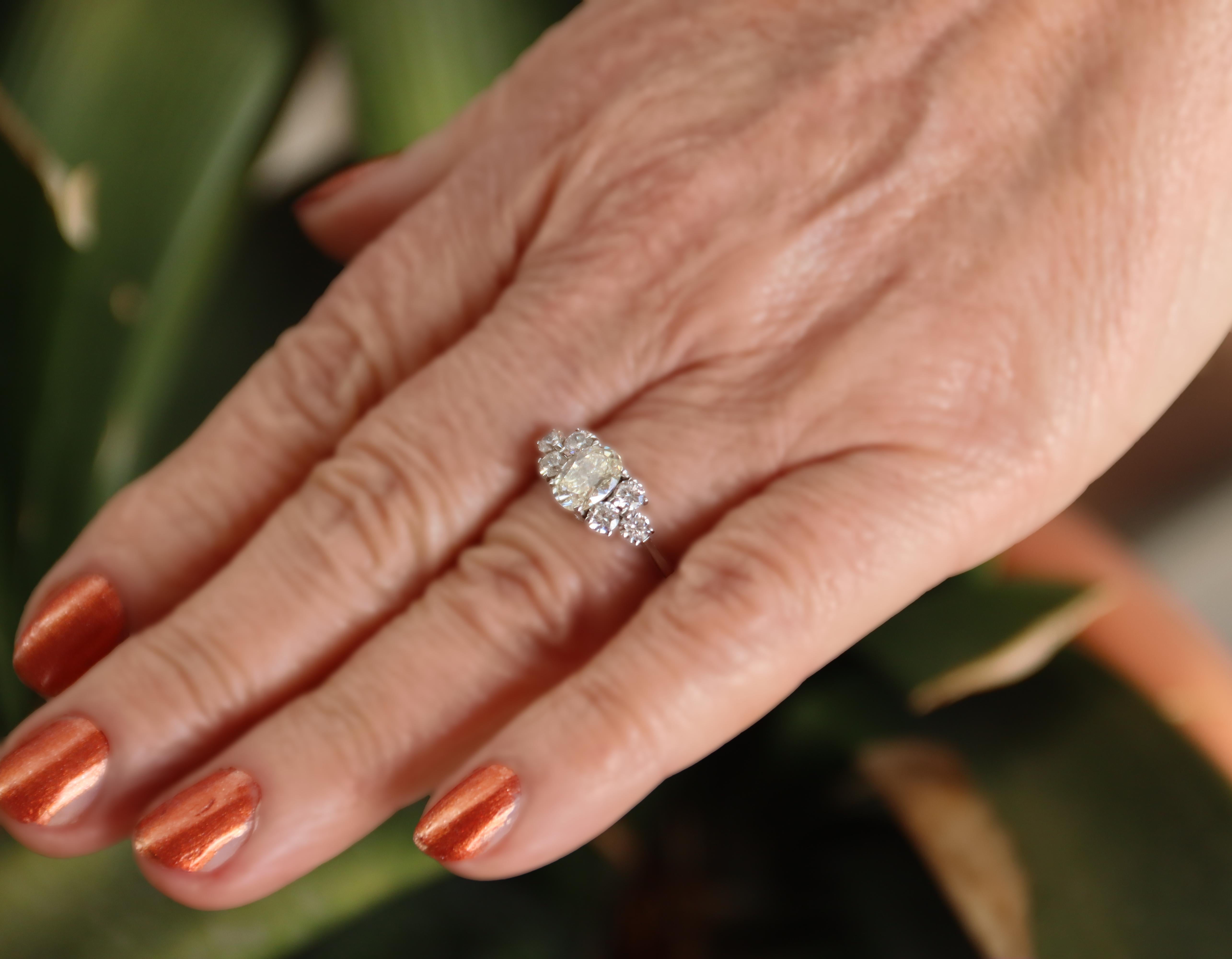 Handcraft 18 Karat White Gold Diamonds Engagement Ring For Sale 3
