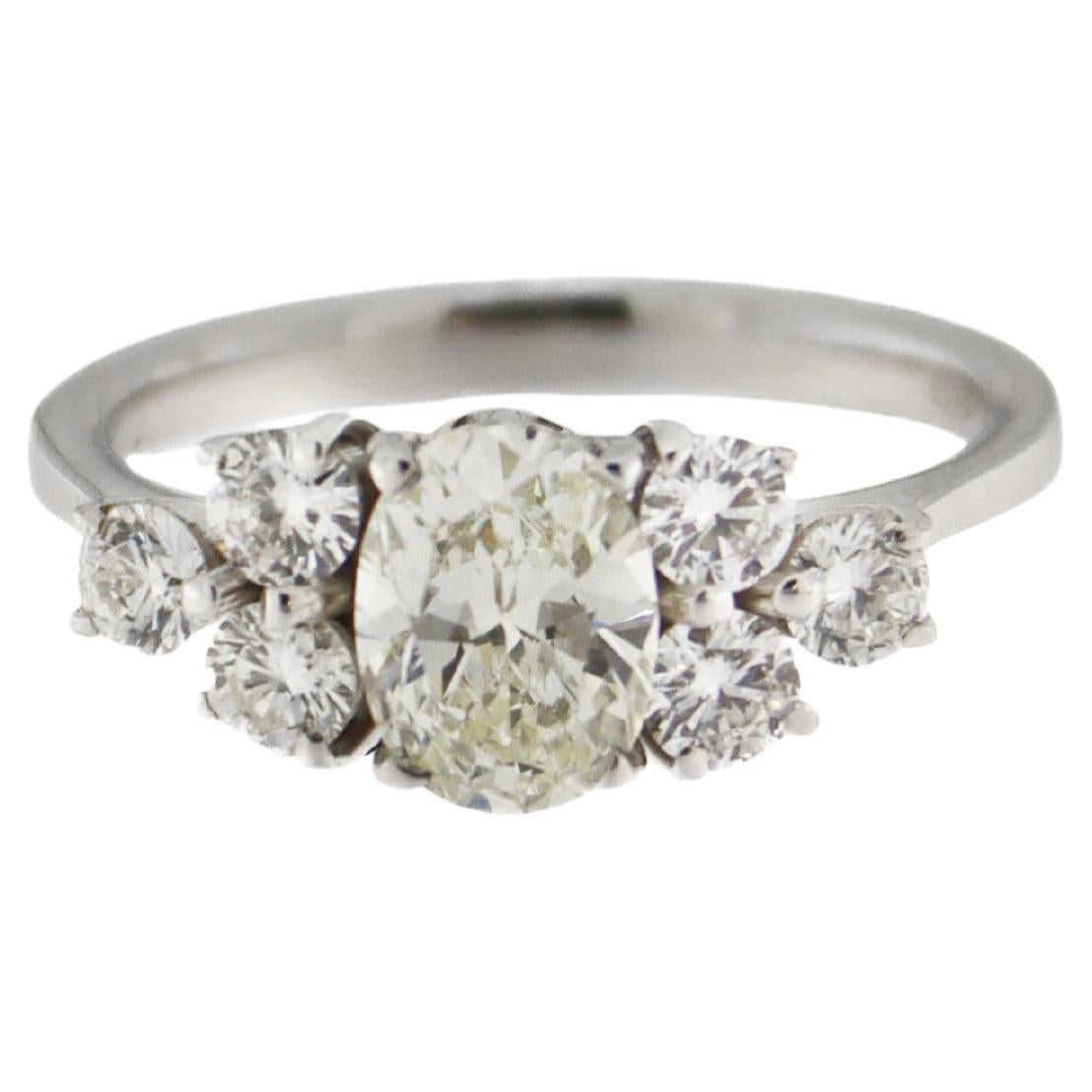 Handcraft 18 Karat Weißgold Diamanten Verlobungsring