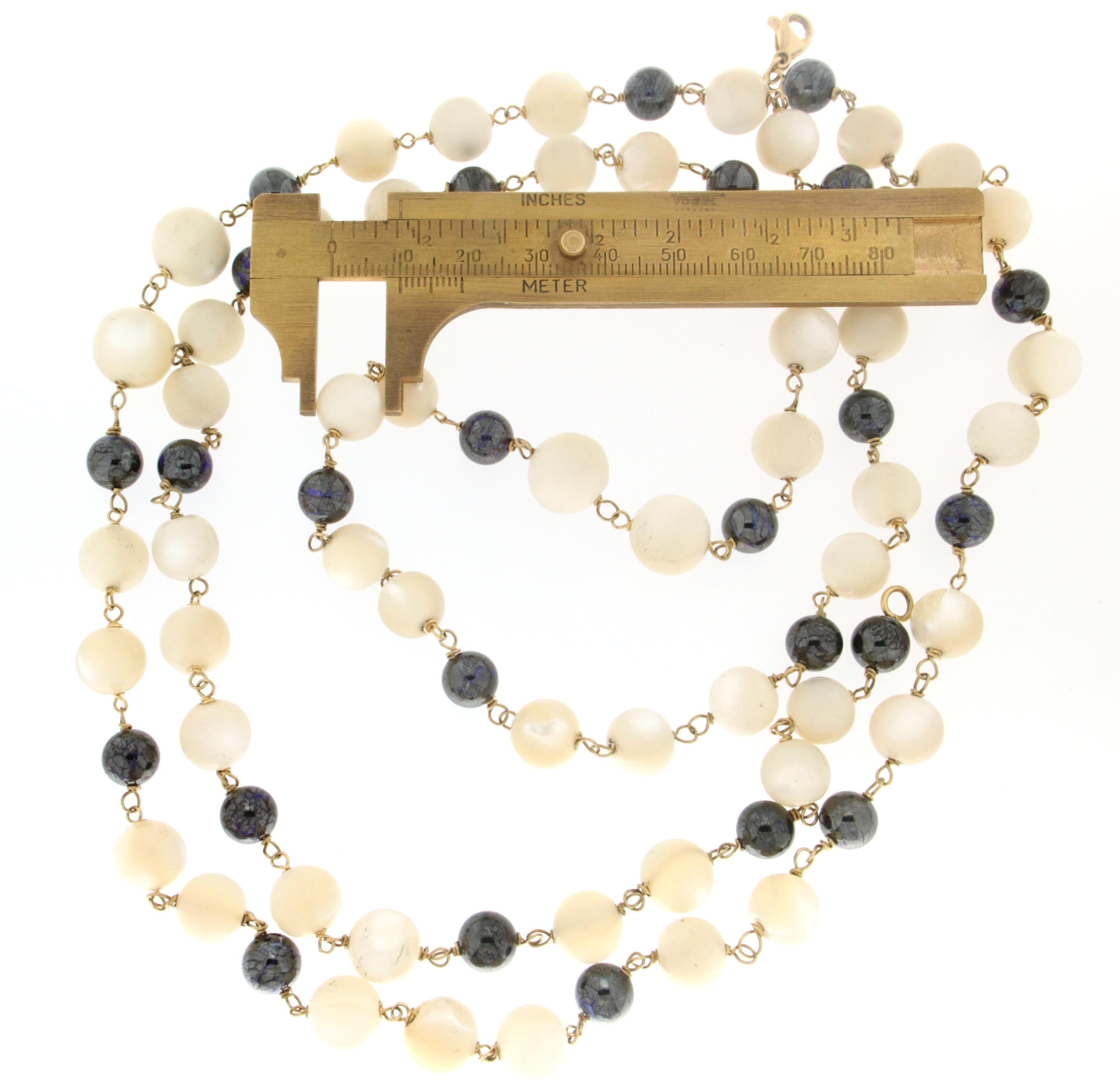 Handcraft 18 Karat Yellow Gold Moonstone and Black Opal Beaded Necklace In New Condition For Sale In Marcianise, IT