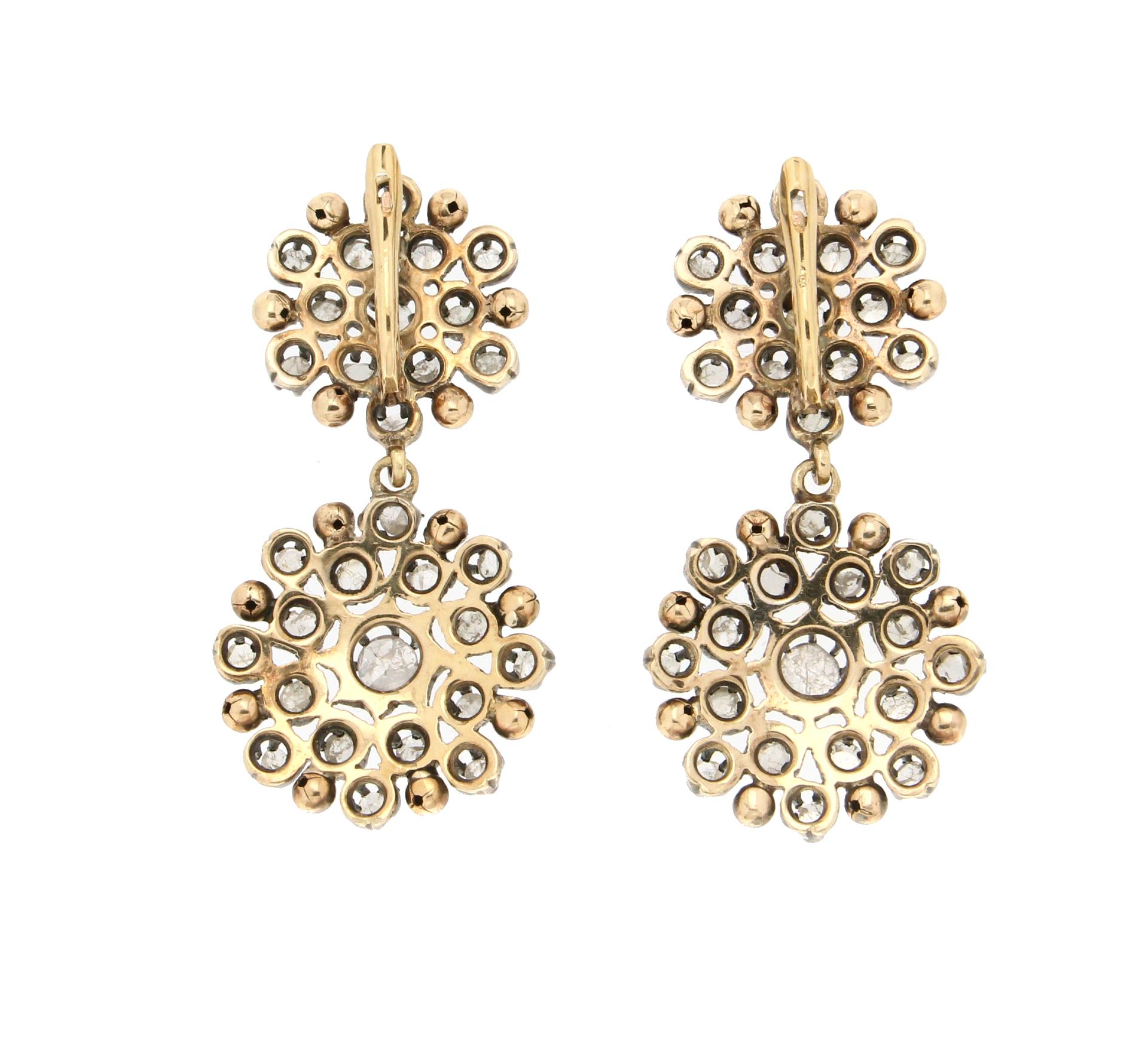 Handcraft 18 Karat Yellow Gold Rose Cut Diamonds Clip-On Earrings In Excellent Condition For Sale In Marcianise, IT