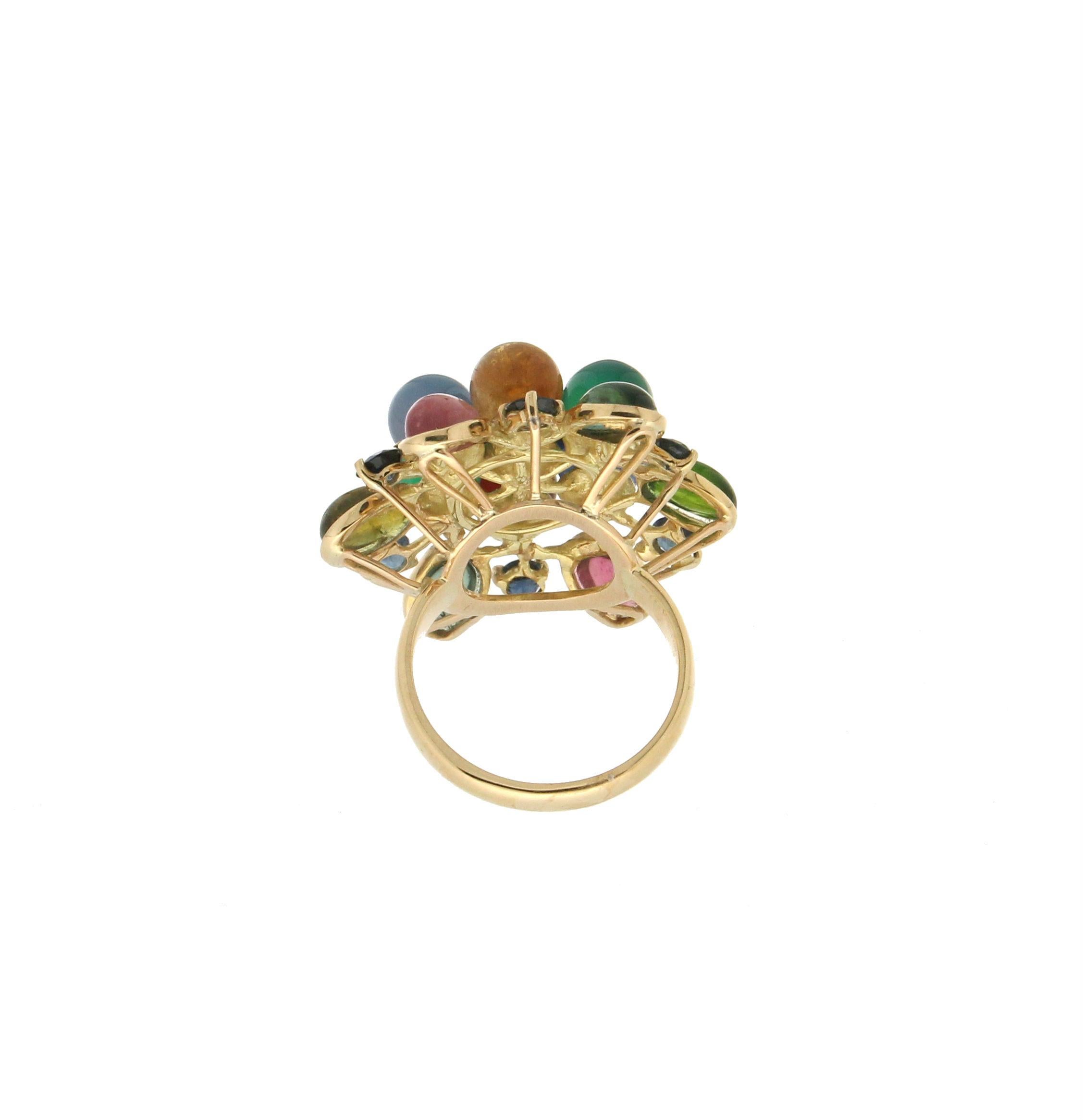 Women's or Men's Handcraft 18 Karat Yellow Gold Sapphires and Semiprecious Stones Cocktail Ring For Sale