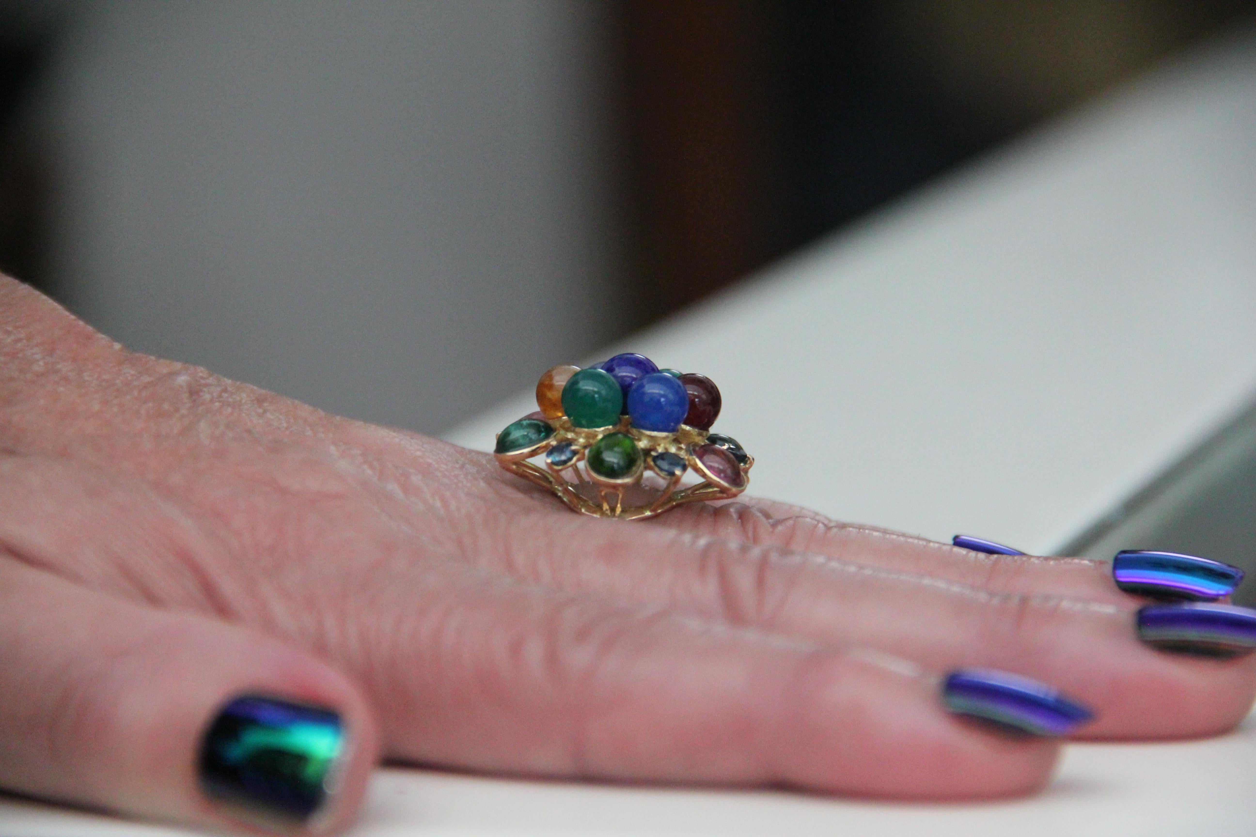 Handcraft 18 Karat Yellow Gold Sapphires and Semiprecious Stones Cocktail Ring For Sale 2