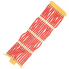 Handcraft 9 Karat Yellow Gold Coral Beaded Bracelet