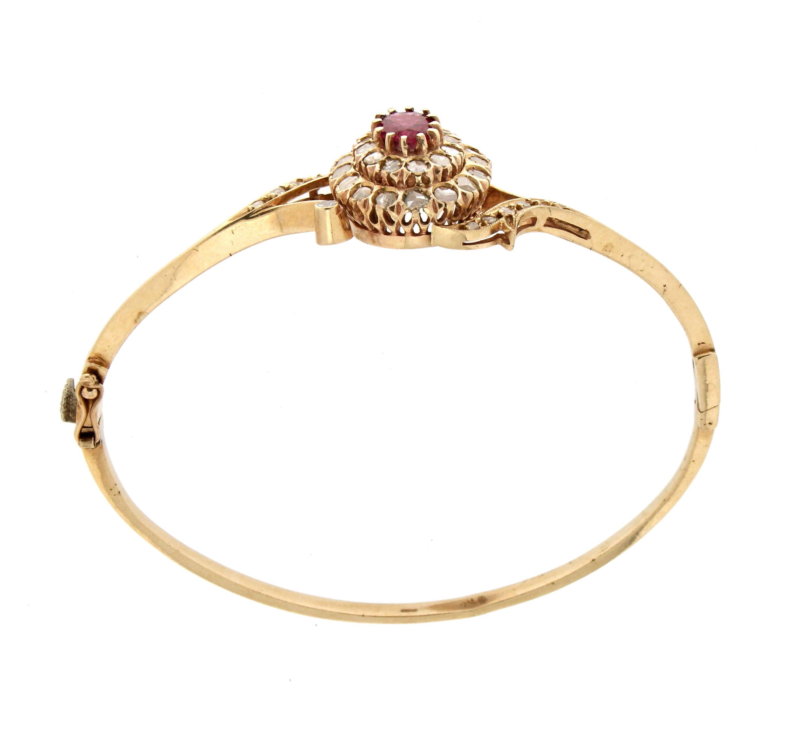 Artisan Handcraft 9 Karat Yellow Gold Diamonds Ruby Bangle Bracelet