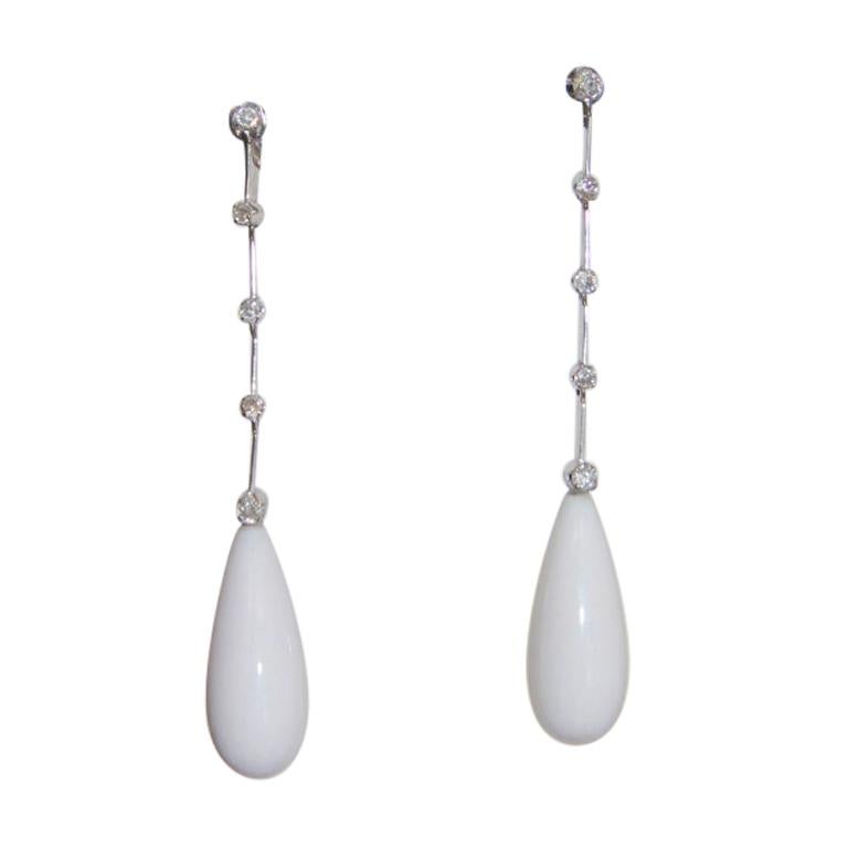 Handcraft Agate 18 Karat White Gold Diamonds Drop Earrings For Sale