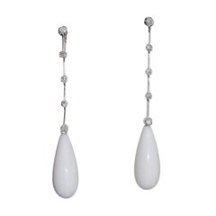 Boucles d'oreilles en goutte artisanales en agate et or blanc 18 carats avec diamants