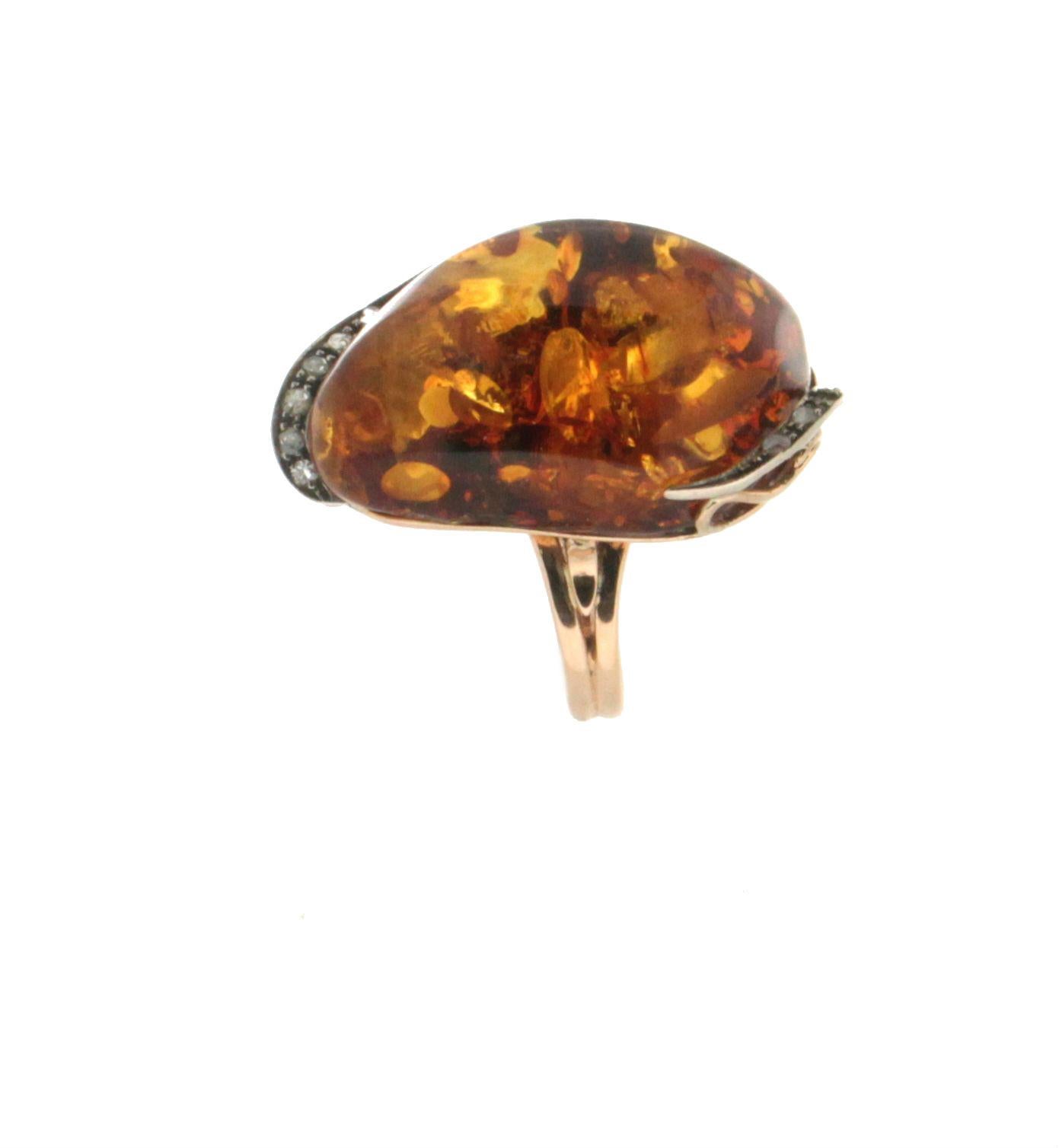 Mixed Cut Handcraft Amber 14 Karat Yellow Gold Diamonds Cocktail Ring For Sale