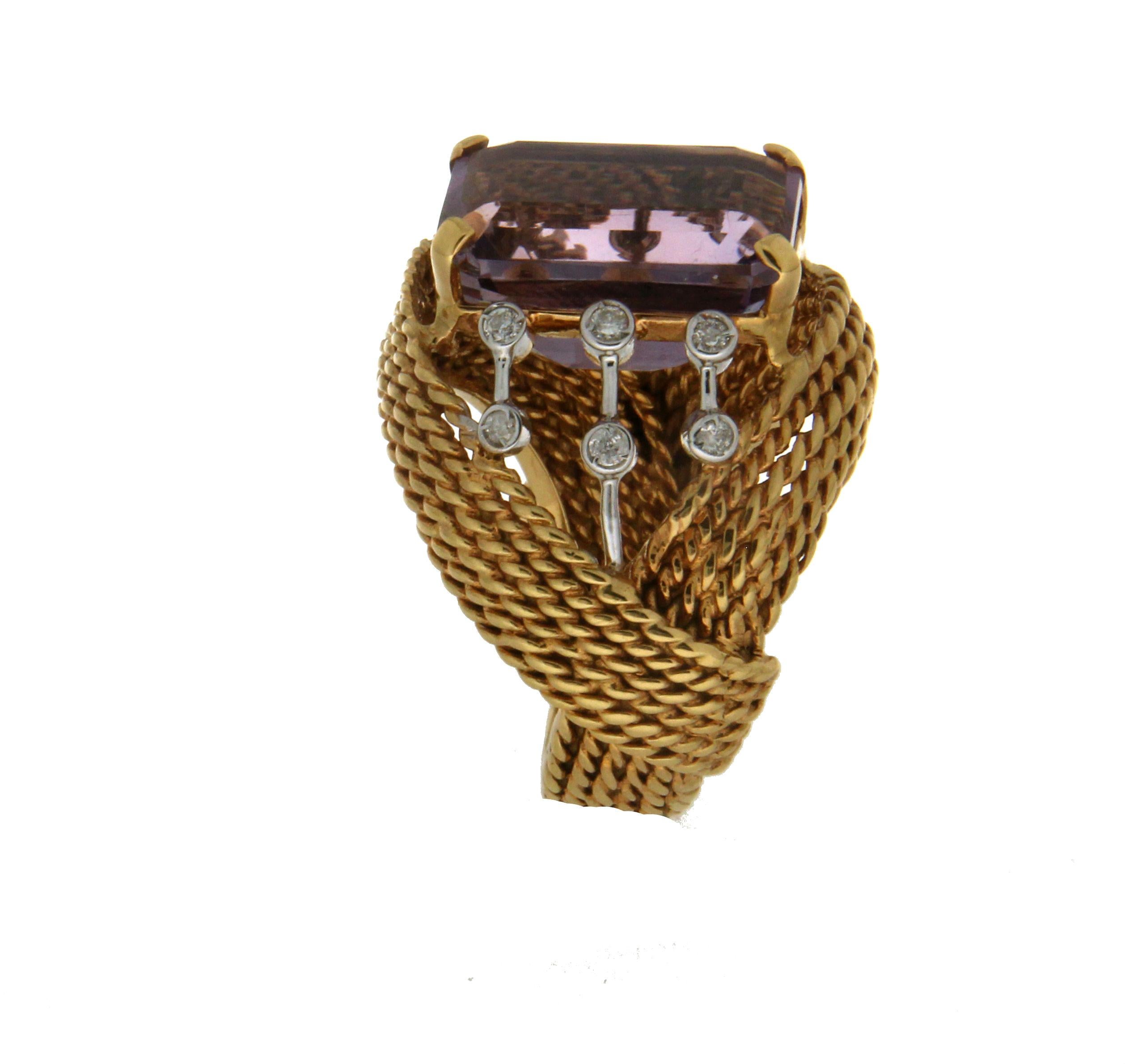 Handcraft Amethyst 14 Karat Yellow Gold Diamonds Cocktail Ring In New Condition In Marcianise, IT