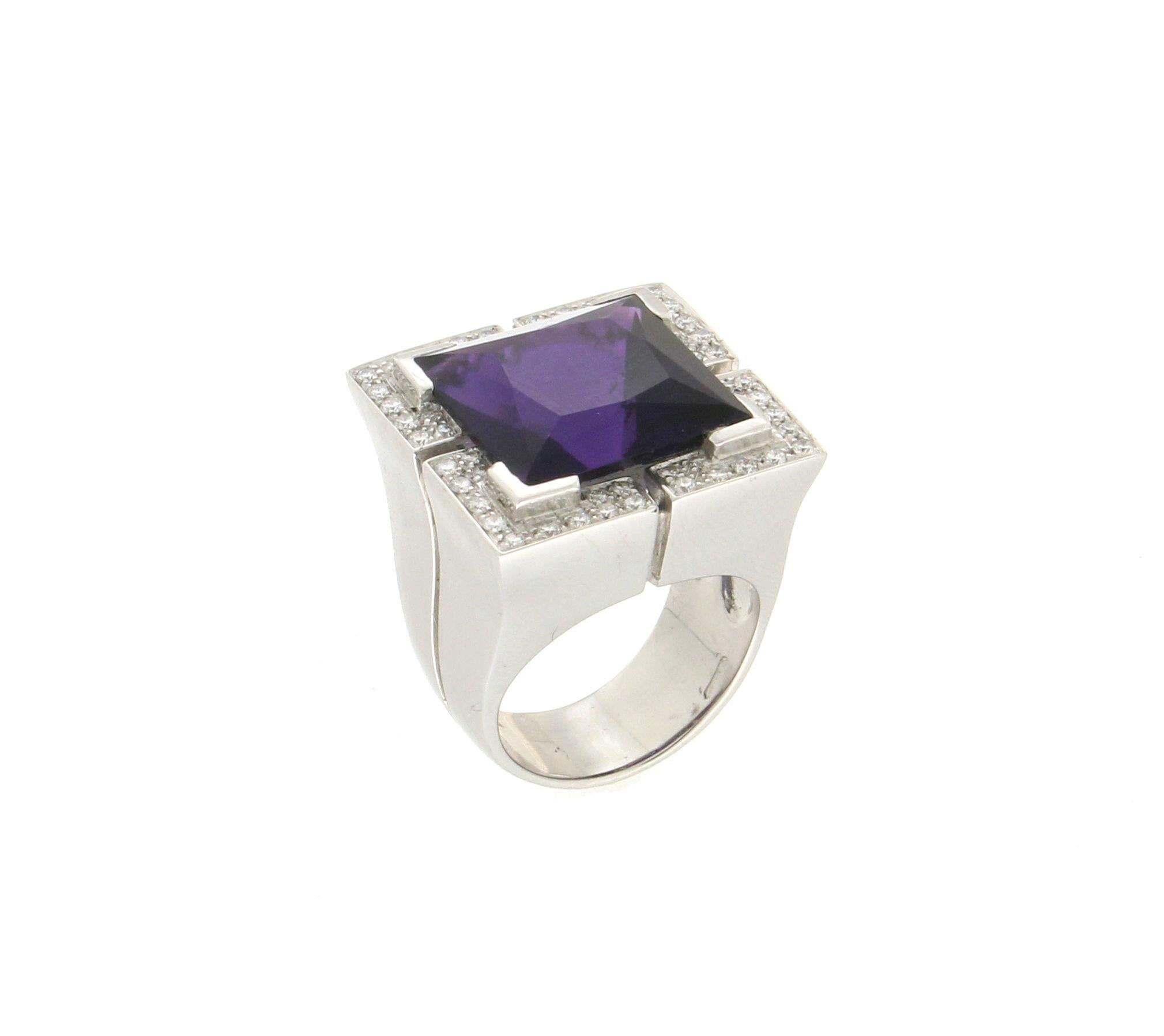 Handcraft Amethyst 18 Karat White Gold Diamonds Cocktail Ring In New Condition For Sale In Marcianise, IT