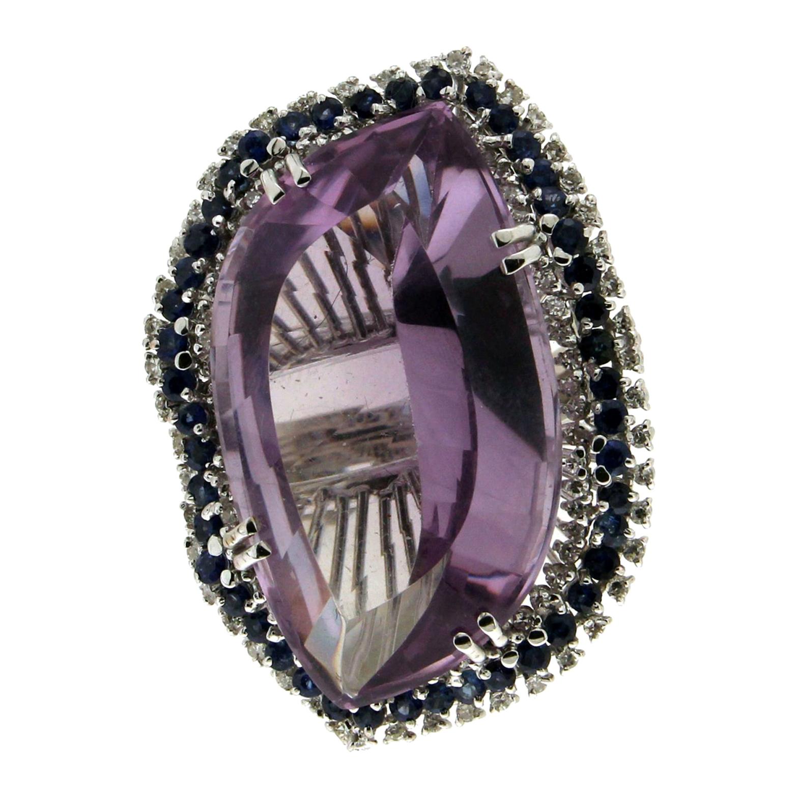 Handgefertigter Cocktailring mit Amethyst, 18 Karat Weißgold, Diamanten und Saphiren