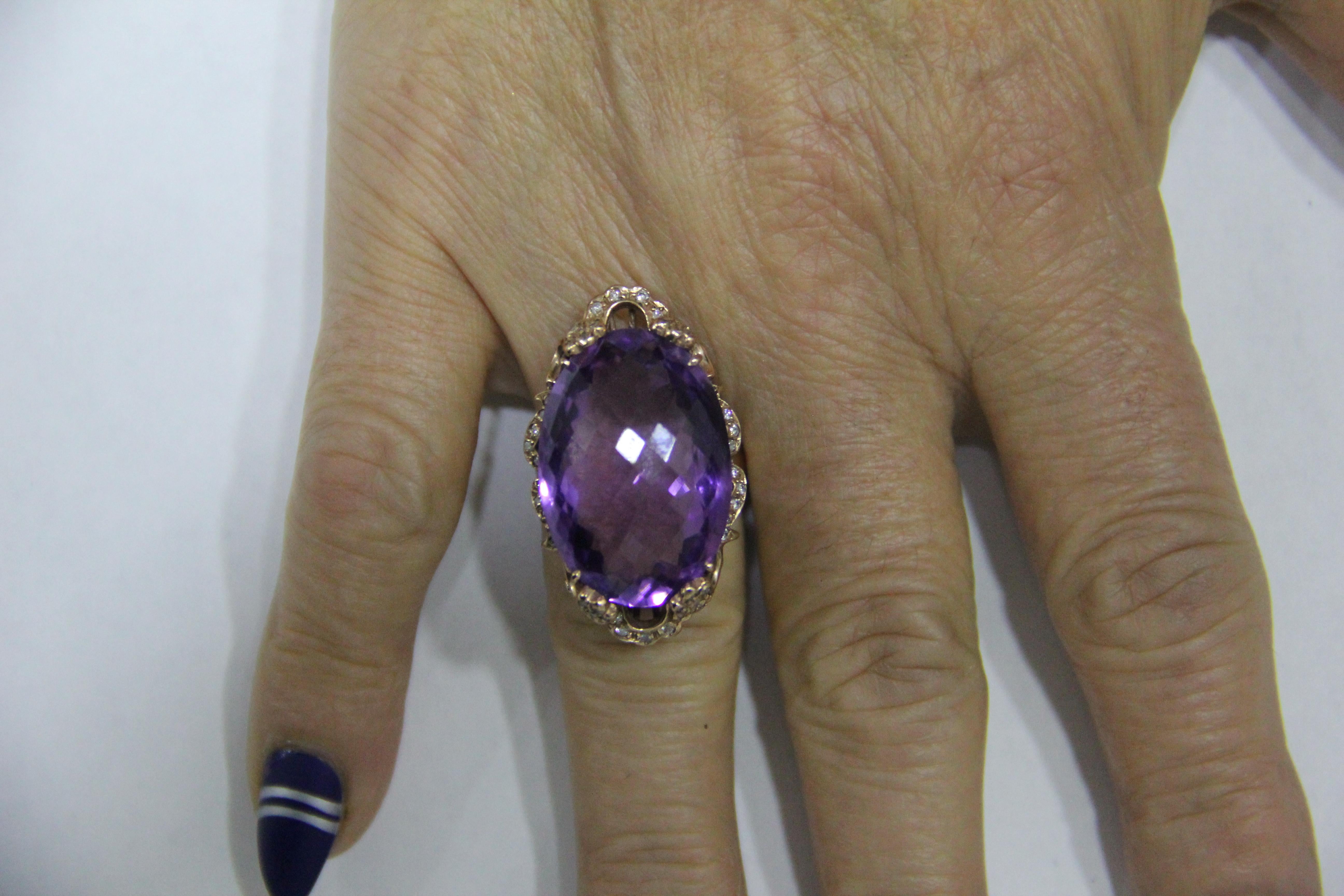 Bague cocktail artisanale en or jaune 9 carats avec améthyste et diamants en vente 10