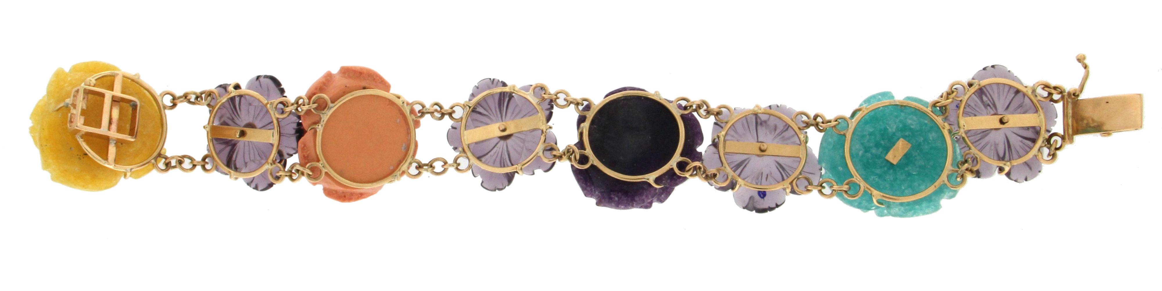 Handcraft Amethyst Flowers 18 Karat Yellow Gold Diamonds Cuff Bracelet In New Condition For Sale In Marcianise, IT