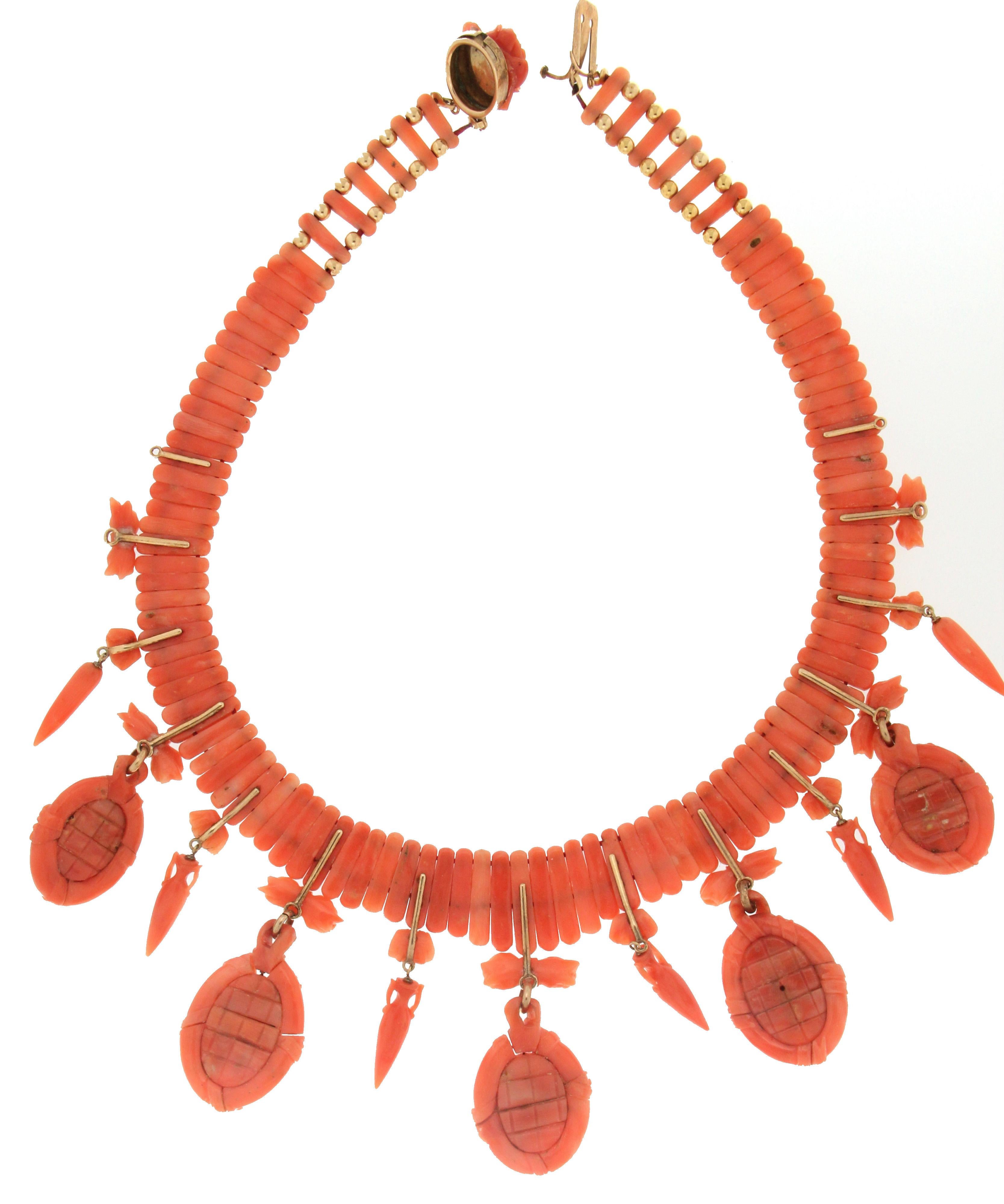 Mixed Cut Handcraft Antique 14 Karat Yellow Gold Sicily Coral Choker Necklace For Sale